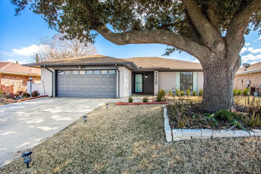 7713 Songbird Lane Fort Worth TX 76133