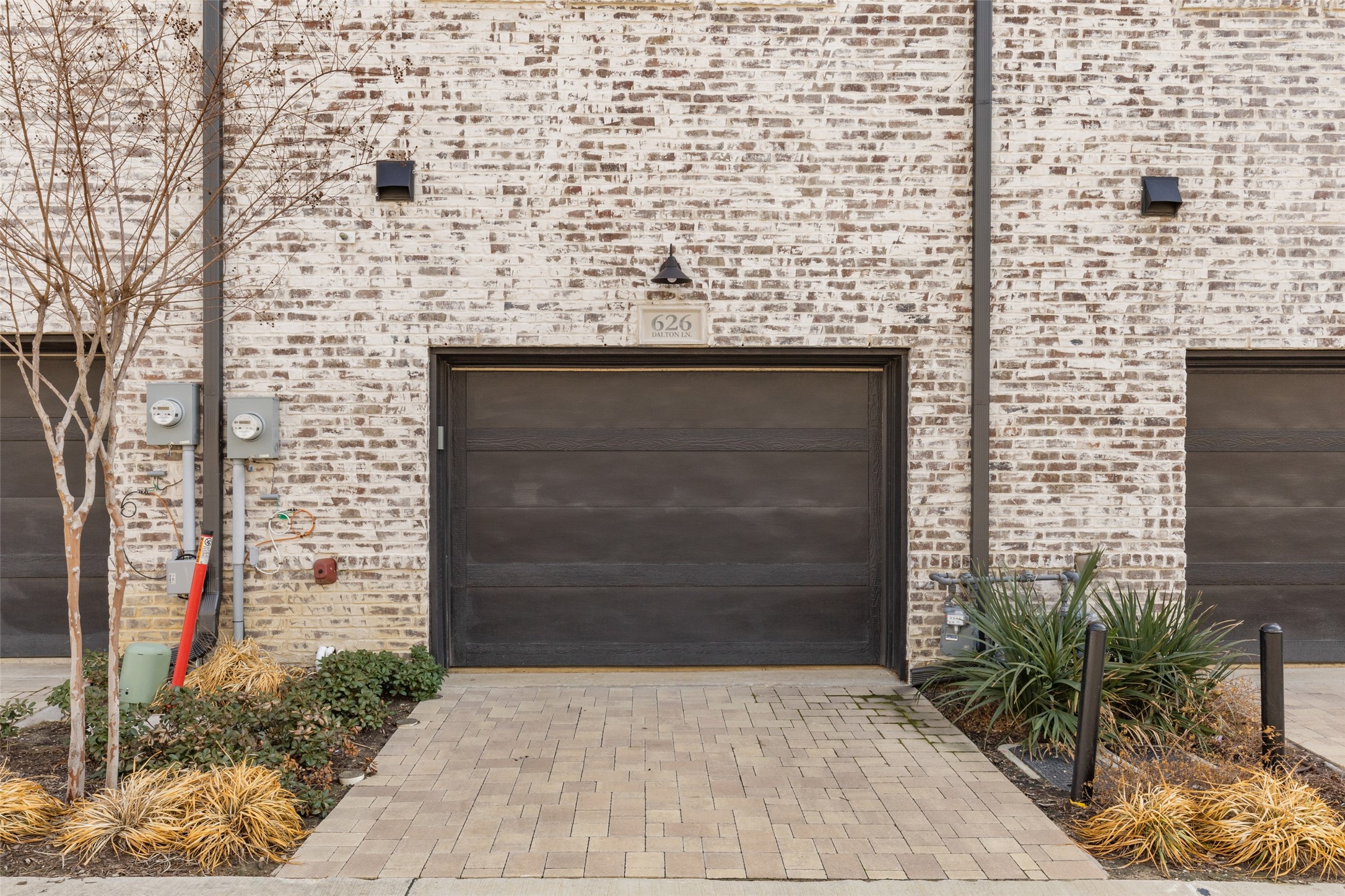 626 Dalton Lane Irving TX 75039