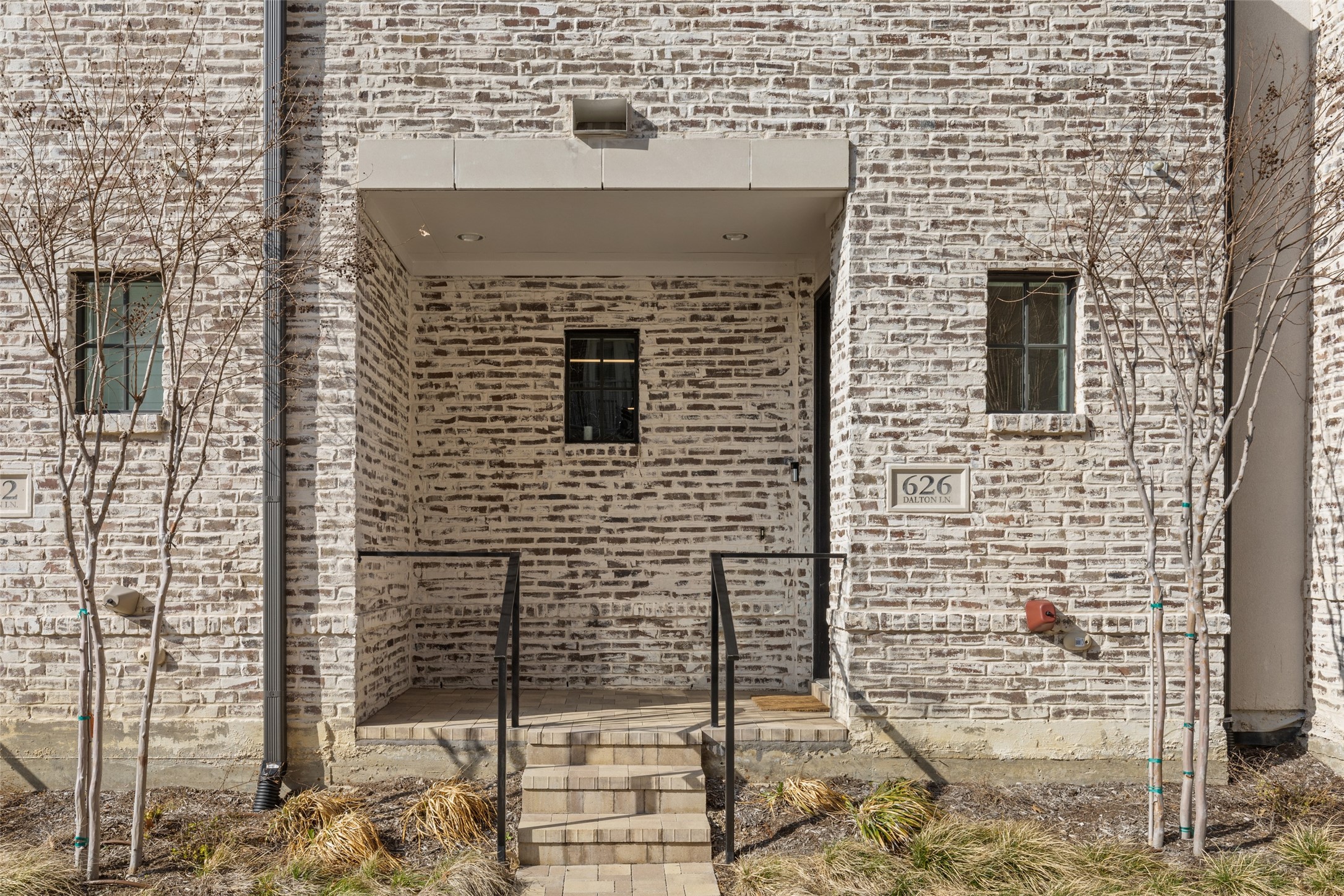 626 Dalton Lane Irving TX 75039