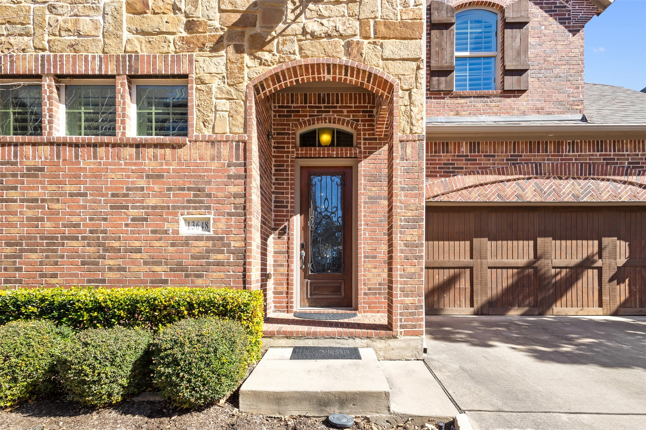 13648 Cobblestone Drive Farmers Branch TX 75244