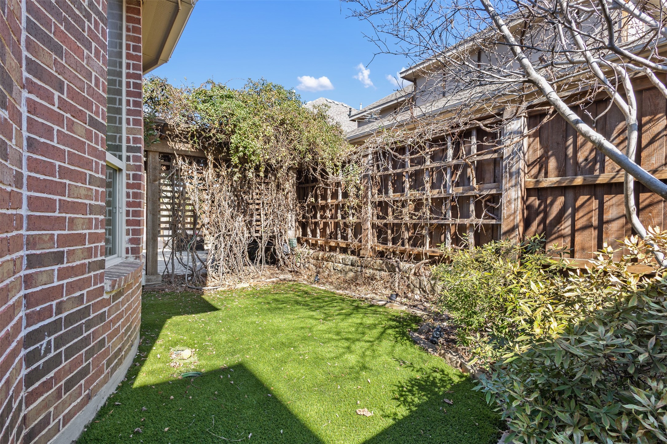 13648 Cobblestone Drive Farmers Branch TX 75244