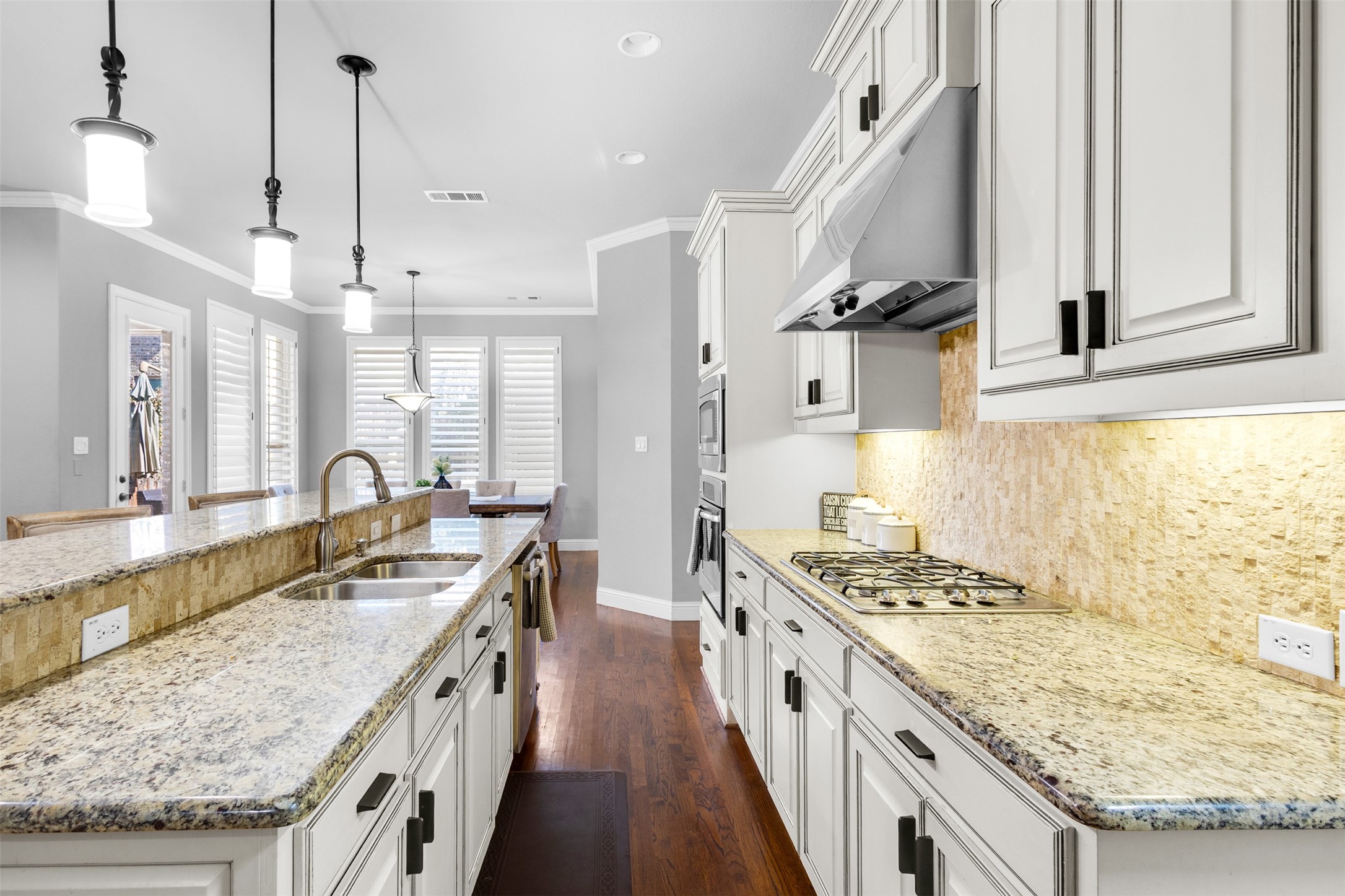 13648 Cobblestone Drive Farmers Branch TX 75244