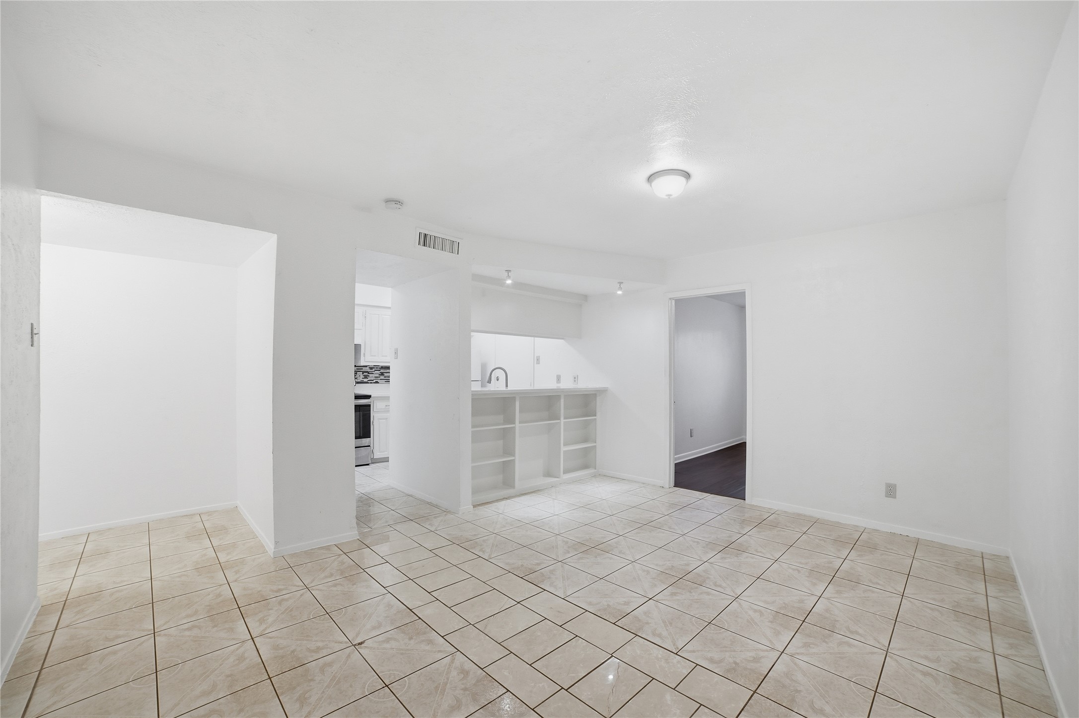 334 Valley Park Drive Garland TX 75043