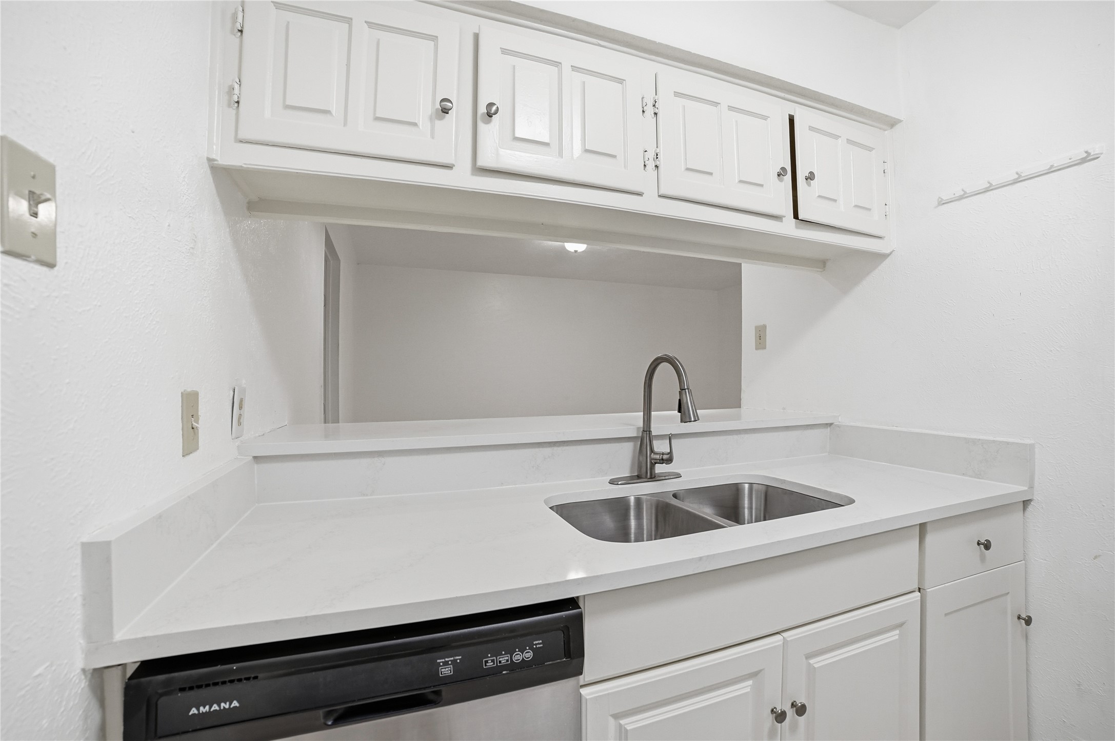 334 Valley Park Drive Garland TX 75043