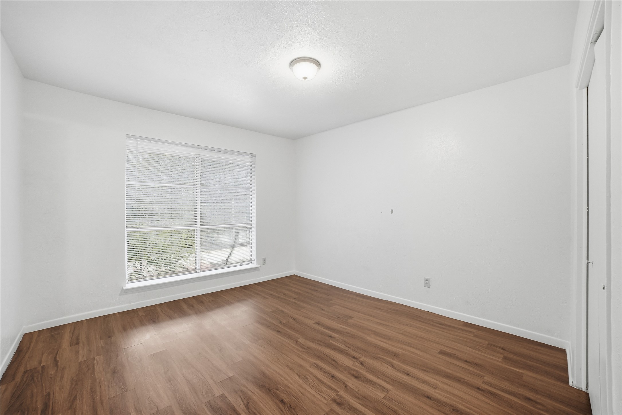 334 Valley Park Drive Garland TX 75043