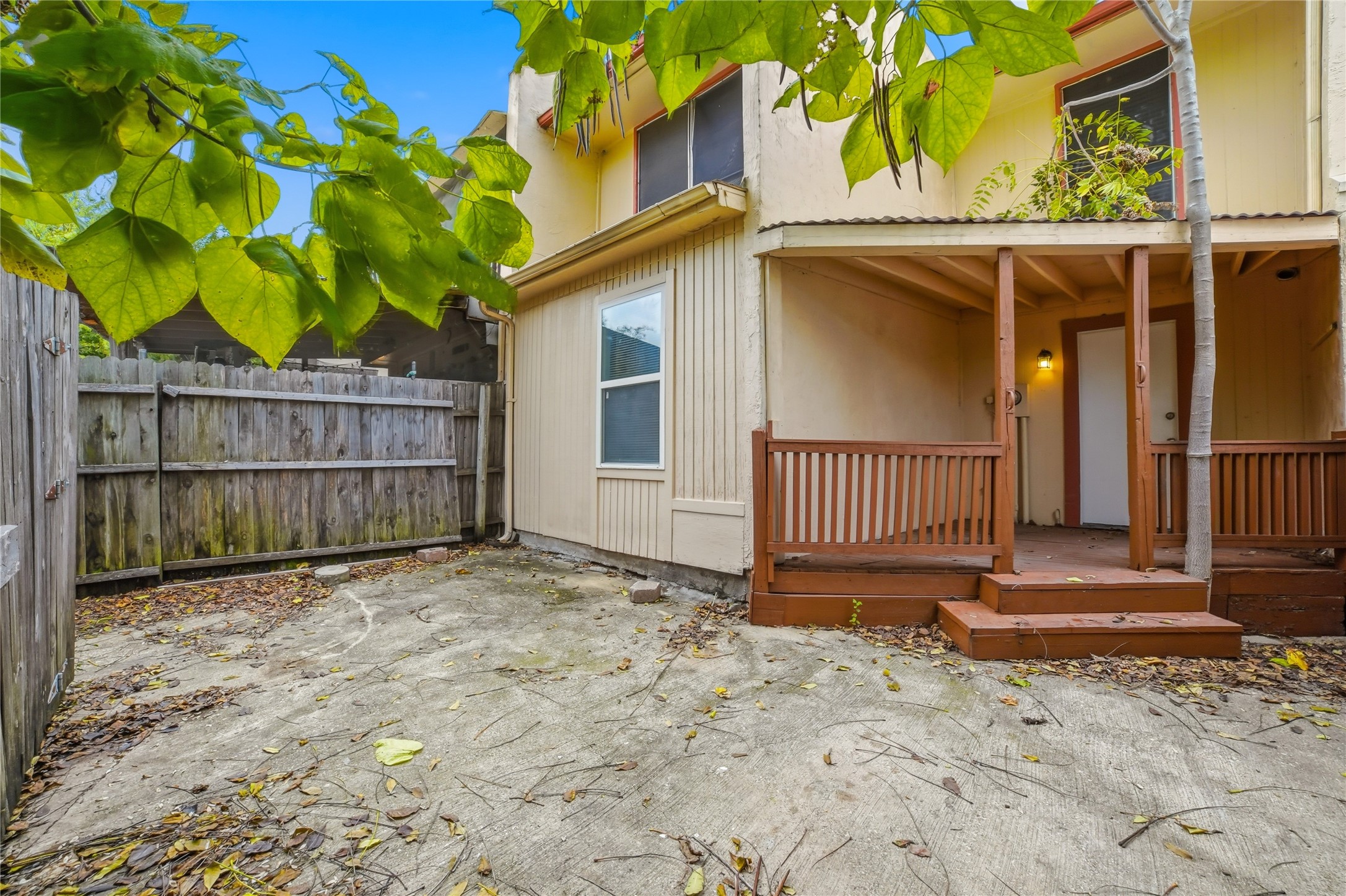 334 Valley Park Drive Garland TX 75043