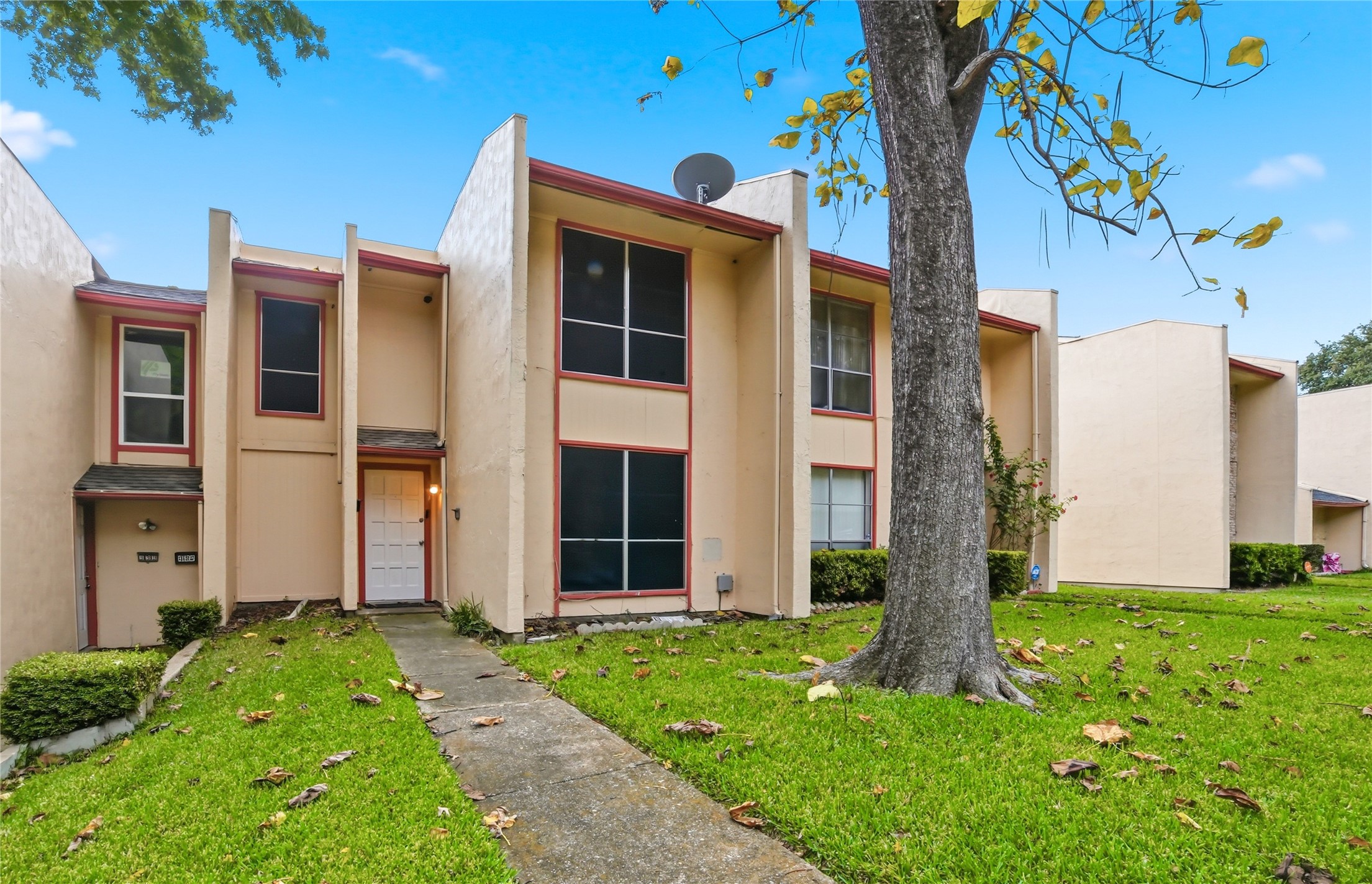 334 Valley Park Drive Garland TX 75043