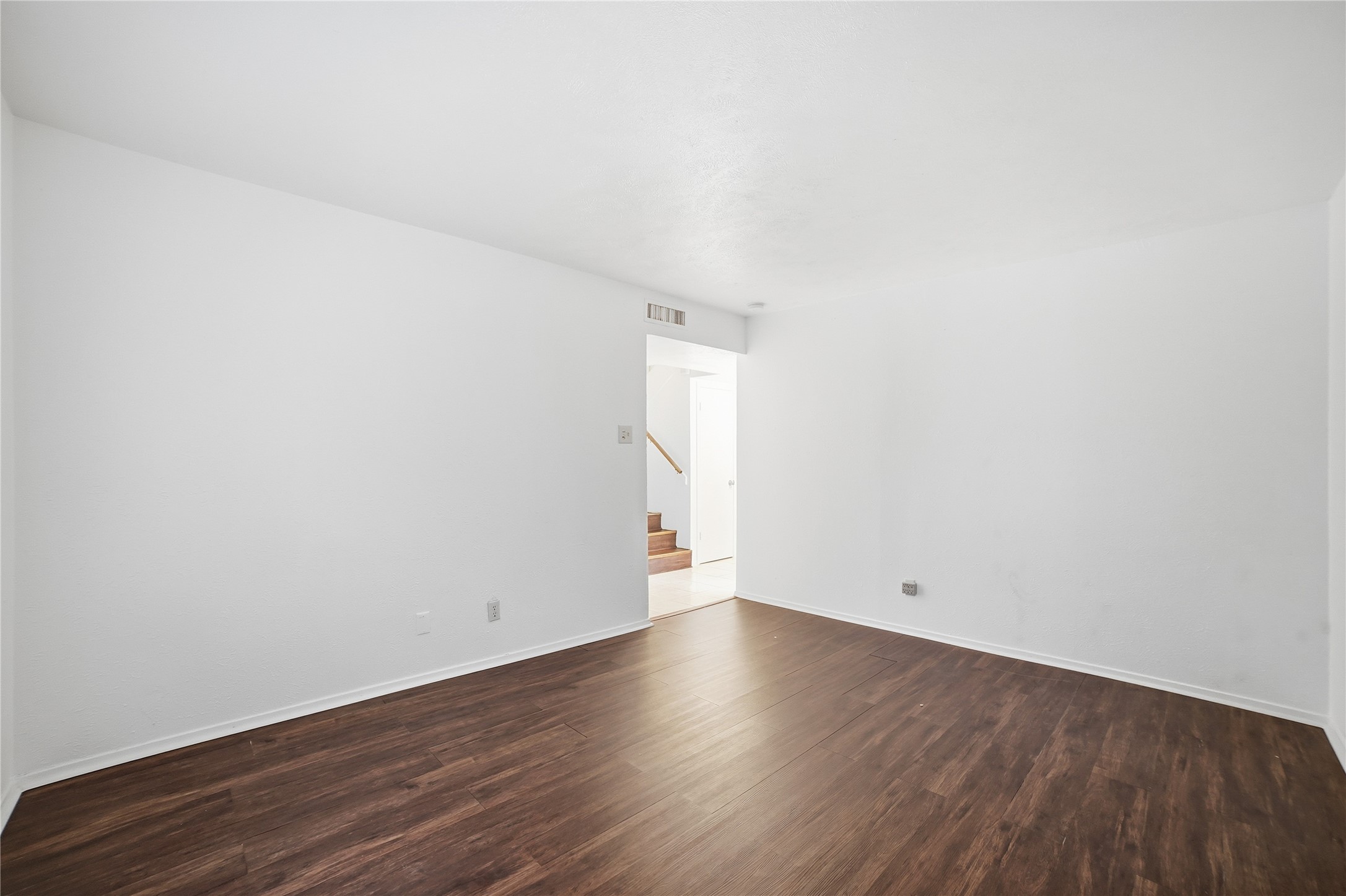 334 Valley Park Drive Garland TX 75043