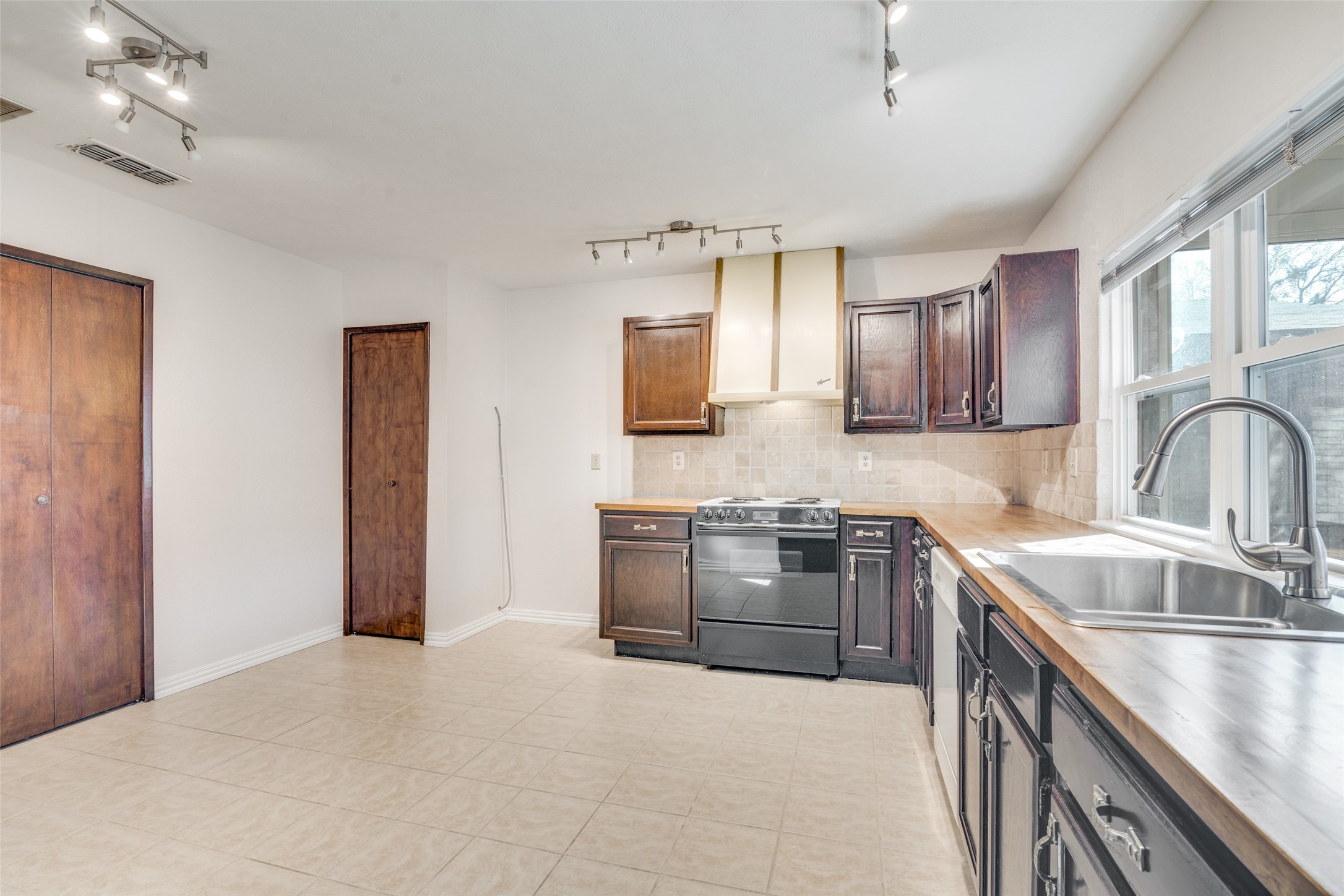 5602 Magnolia Lane Rowlett TX 75089