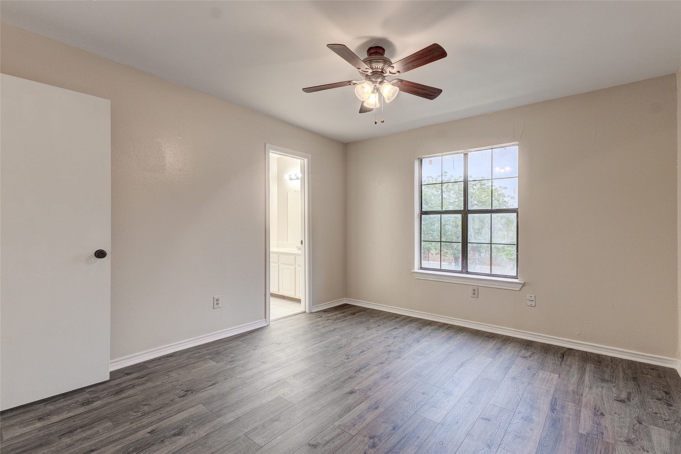 203 W Trinity Street Forney TX 75126