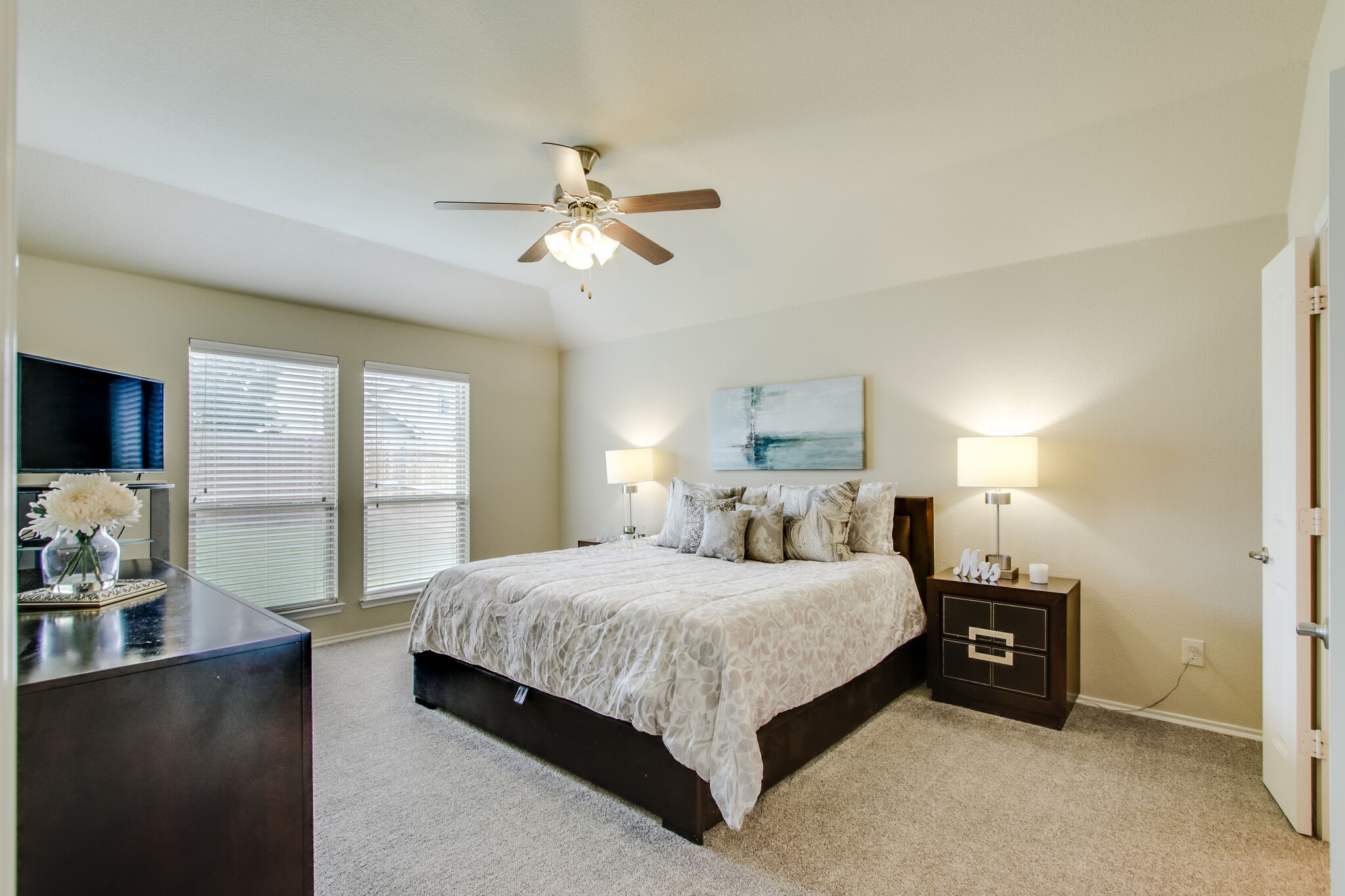 8732 Whirlwind Trail Aubrey TX 76227