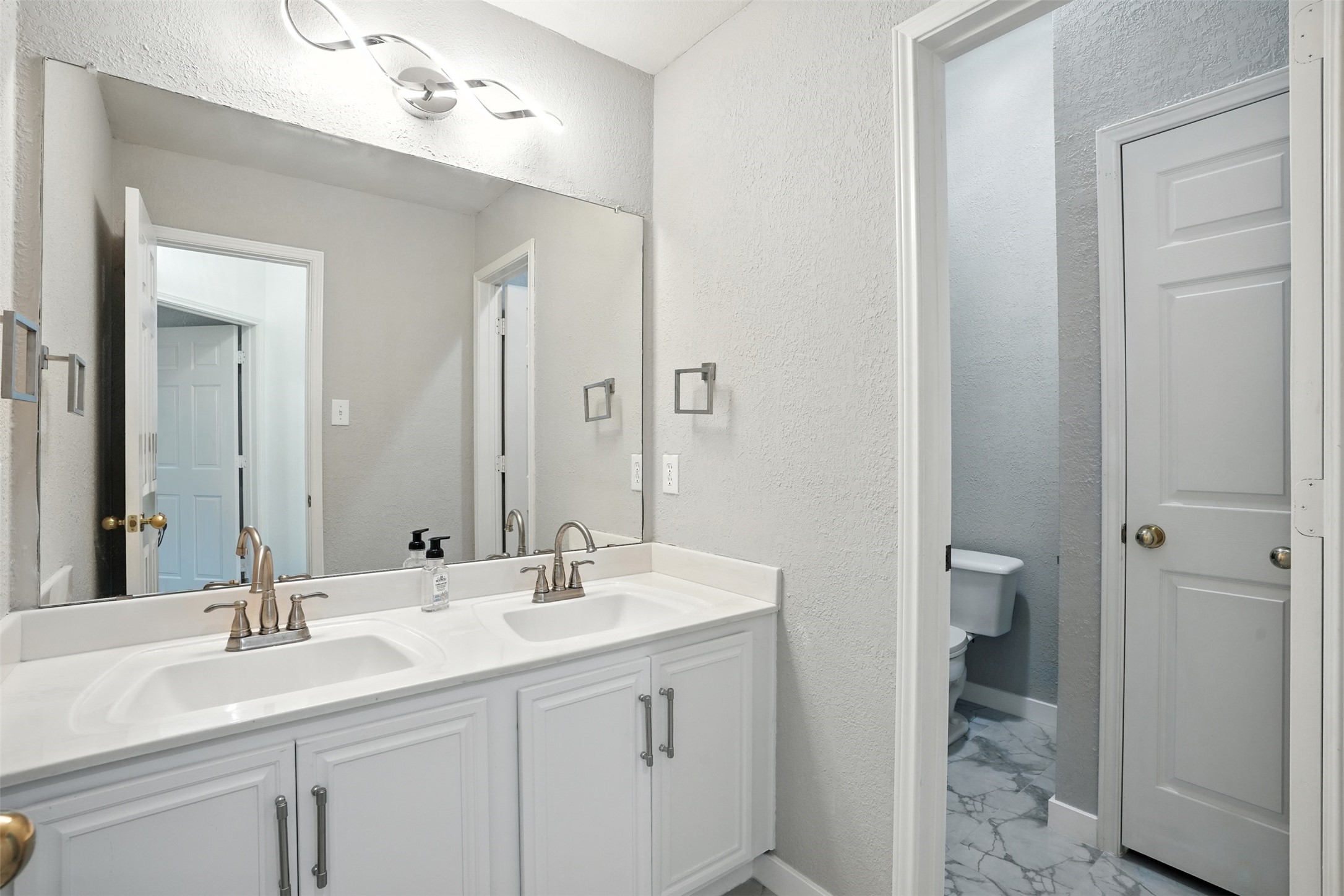 6605 Oxford Lane The Colony TX 75056