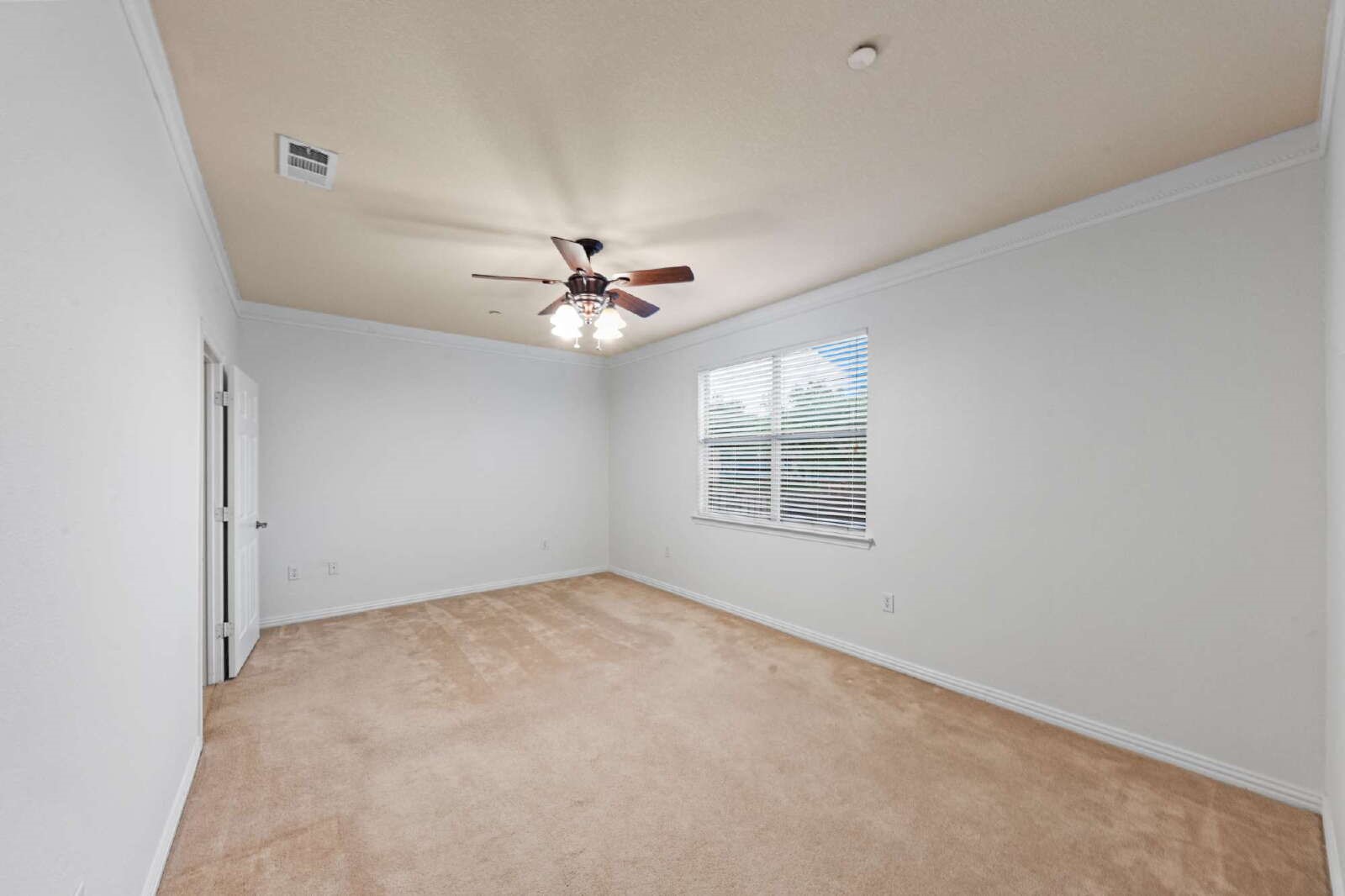 252 Heritage Hill Drive Lewisville TX 75067