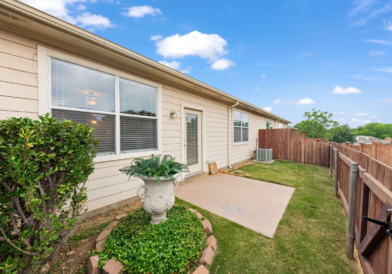 252 Heritage Hill Drive Lewisville TX 75067