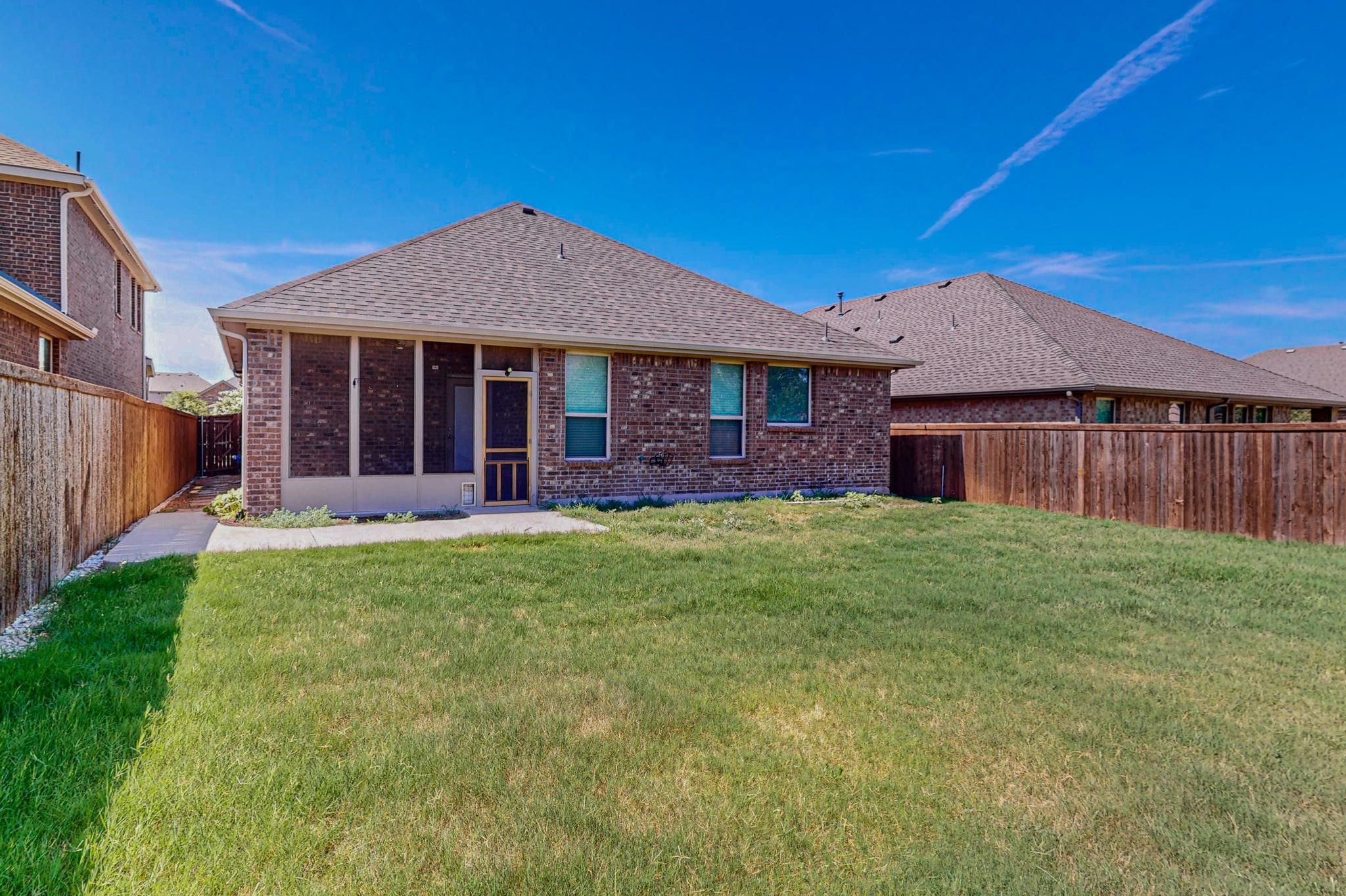 1004 Bluebird Way Celina TX 75009