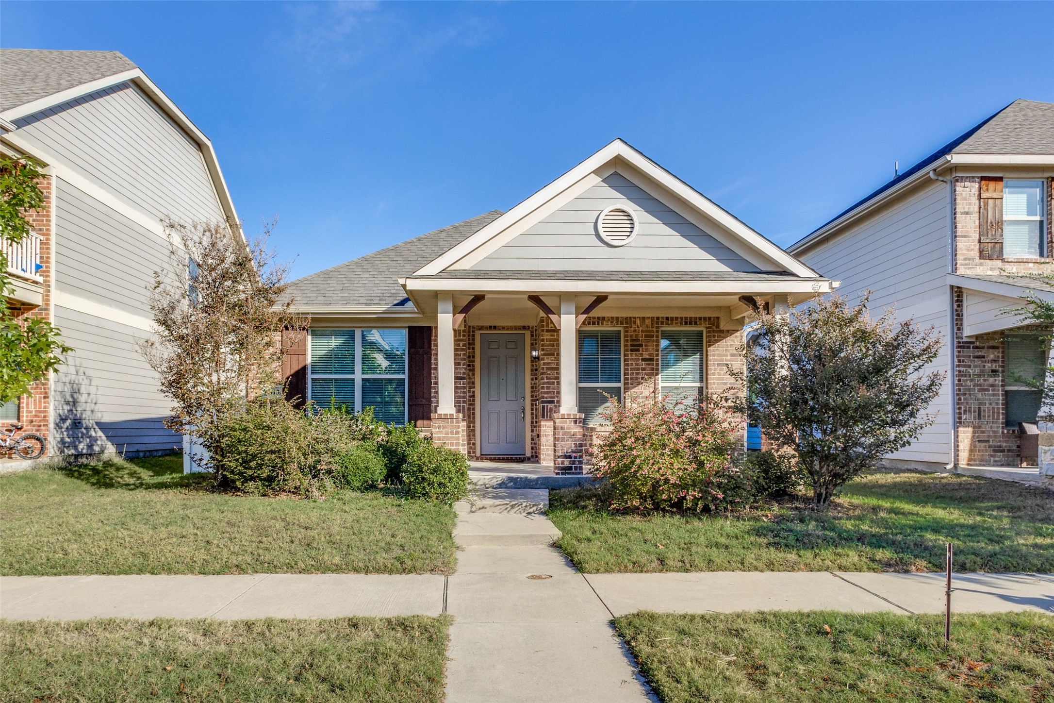 1013 Bruni Court Aubrey TX 76227