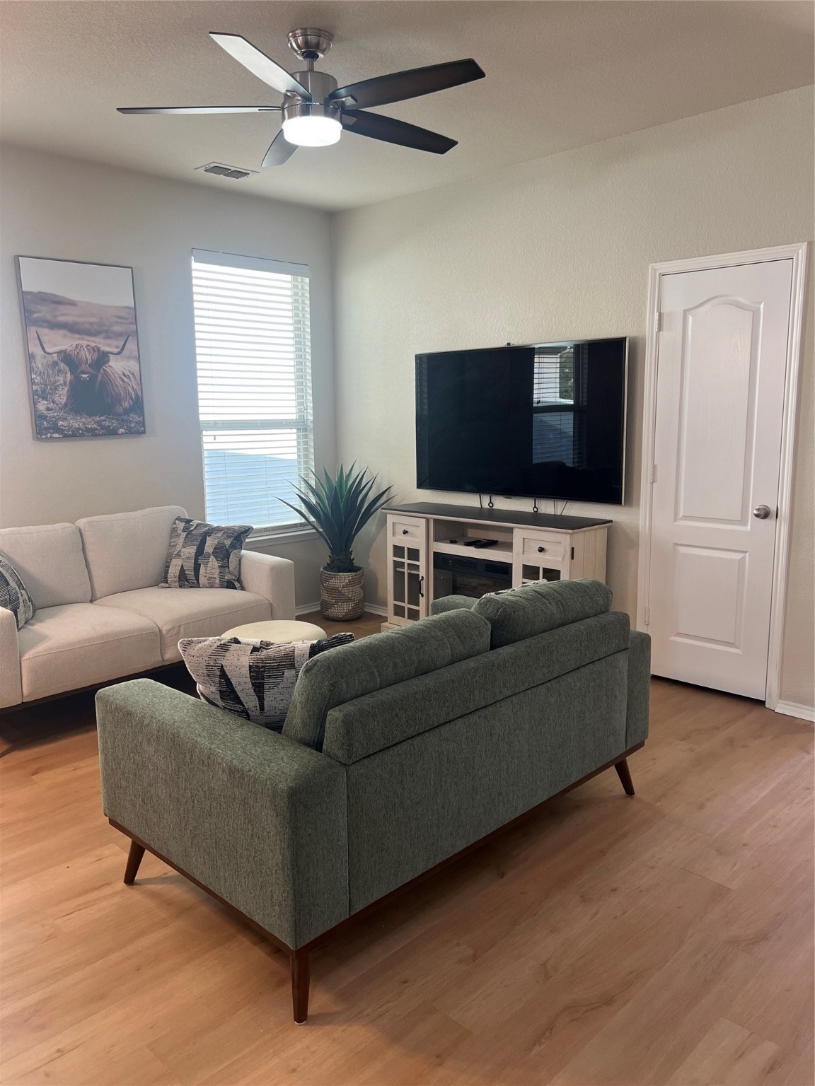 1013 Bruni Court Aubrey TX 76227