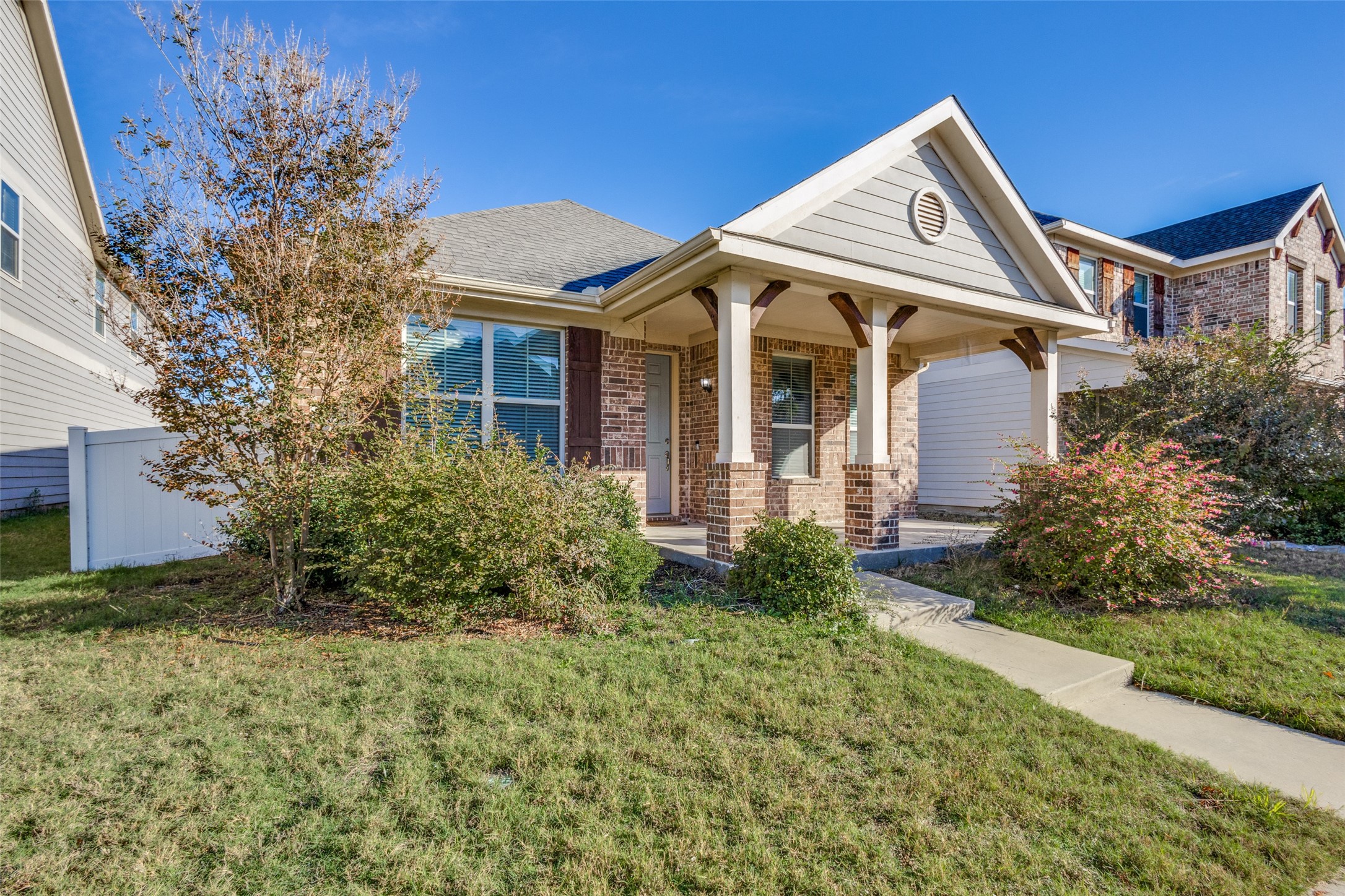 1013 Bruni Court Aubrey TX 76227
