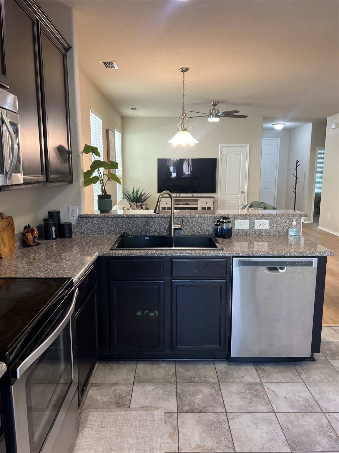 1013 Bruni Court Aubrey TX 76227