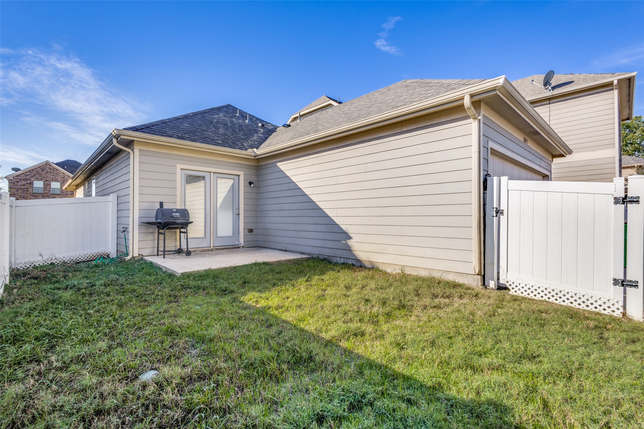 1013 Bruni Court Aubrey TX 76227