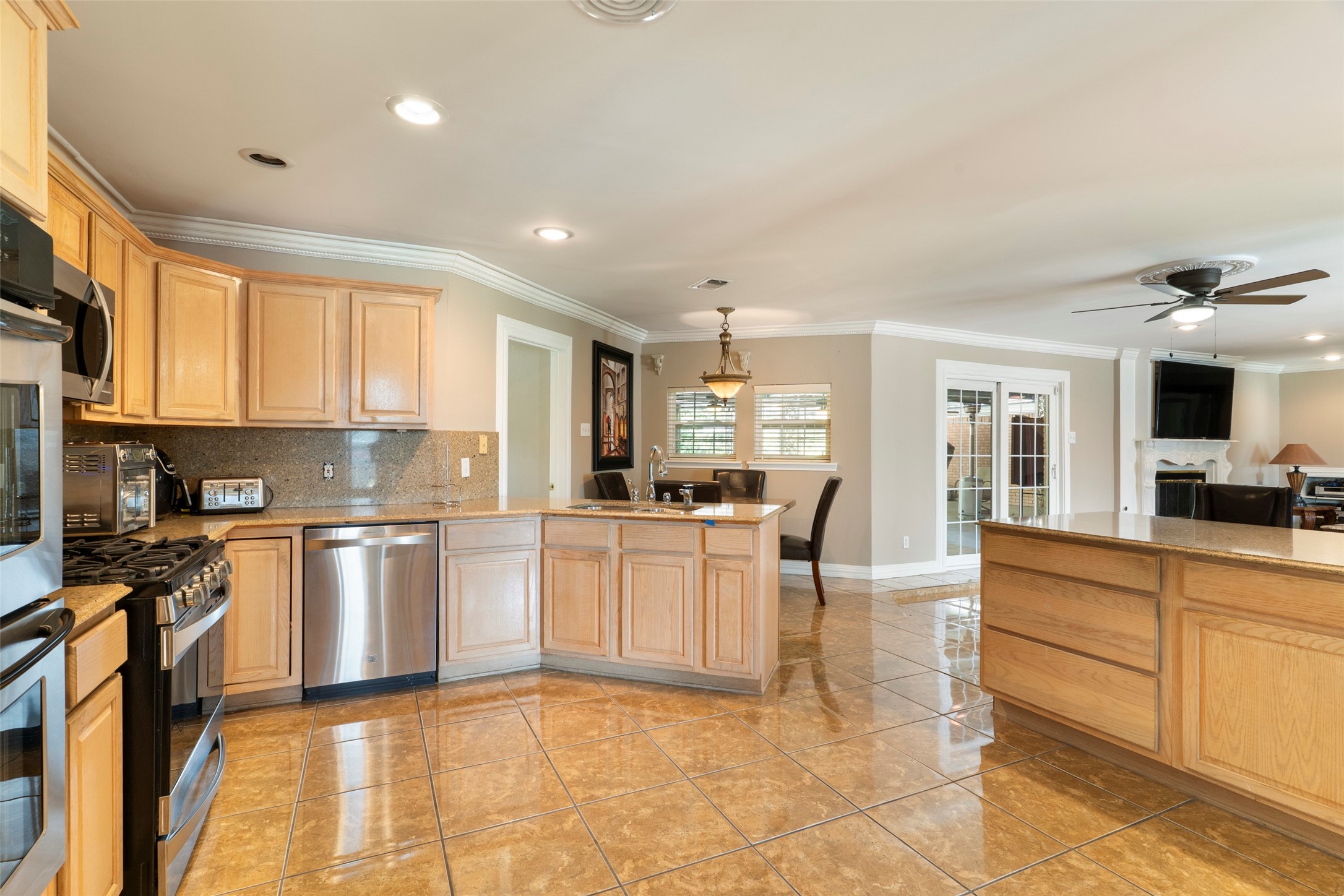 6545 Lyndon B Johnson Freeway Dallas TX 75240