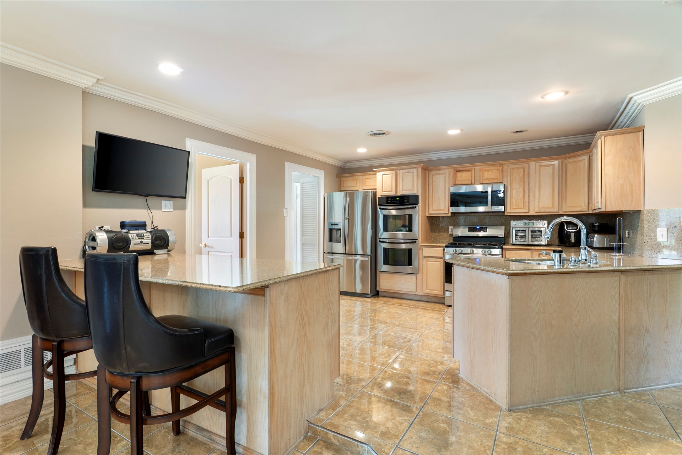 6545 Lyndon B Johnson Freeway Dallas TX 75240