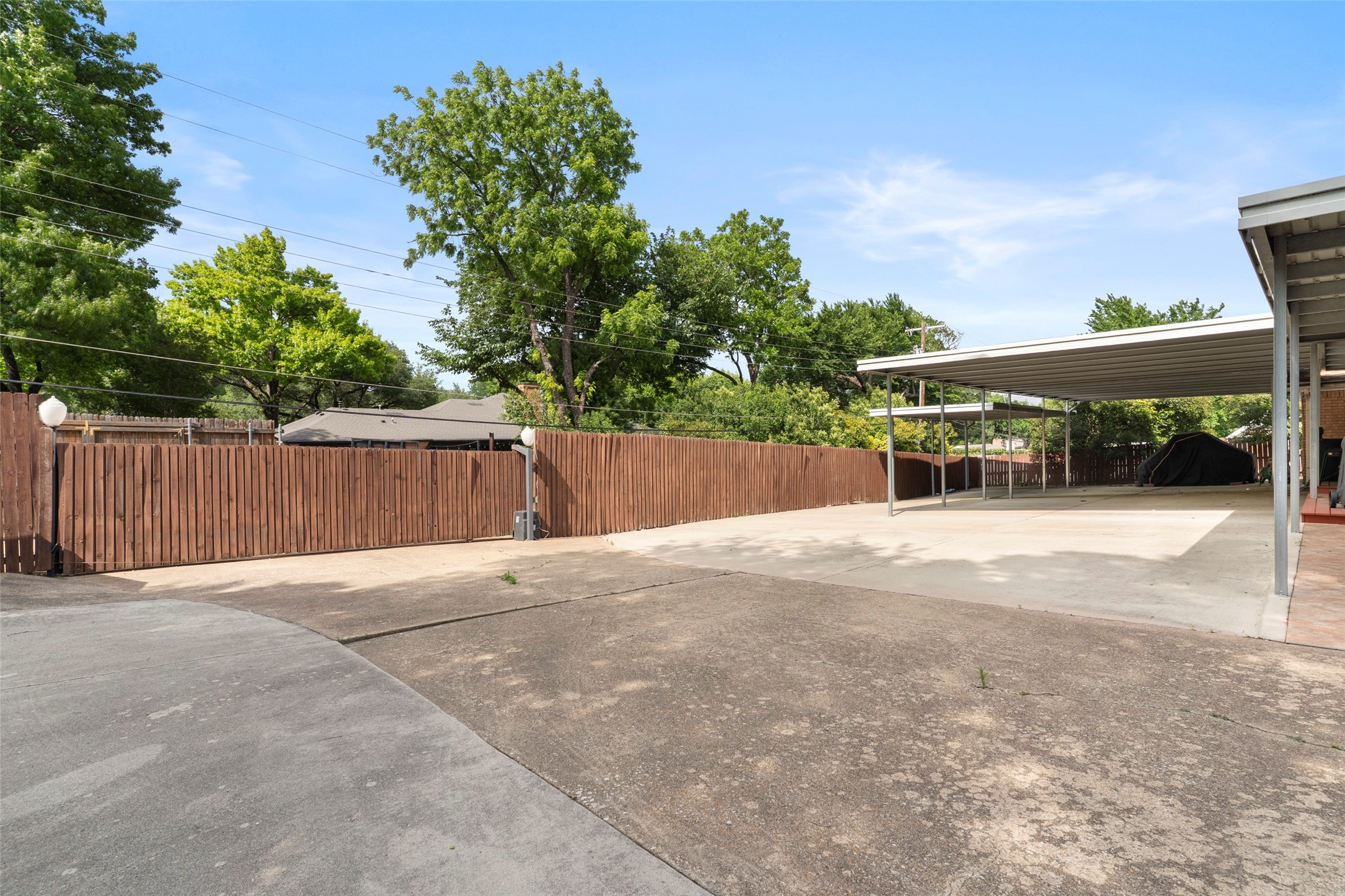 6545 Lyndon B Johnson Freeway Dallas TX 75240