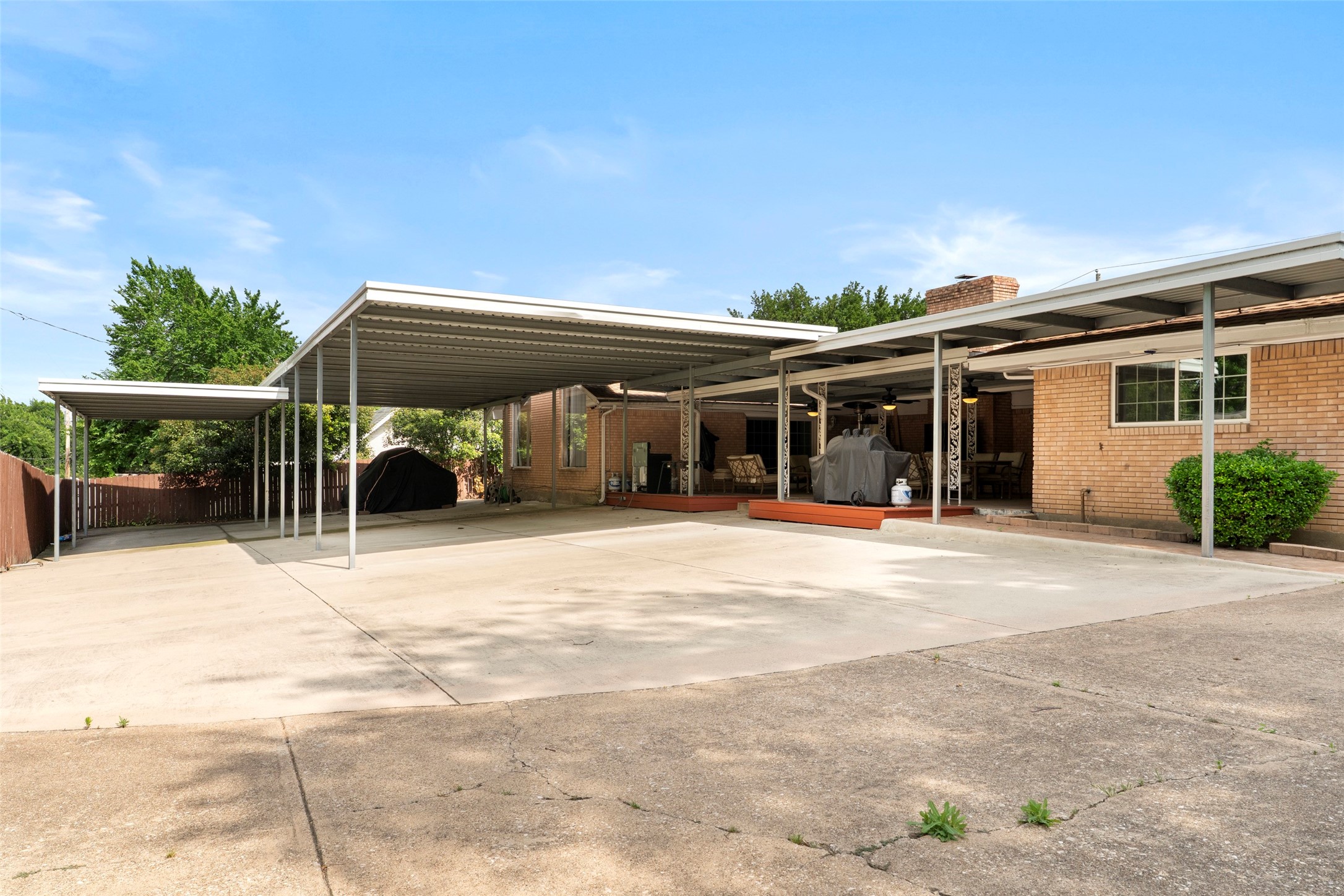 6545 Lyndon B Johnson Freeway Dallas TX 75240