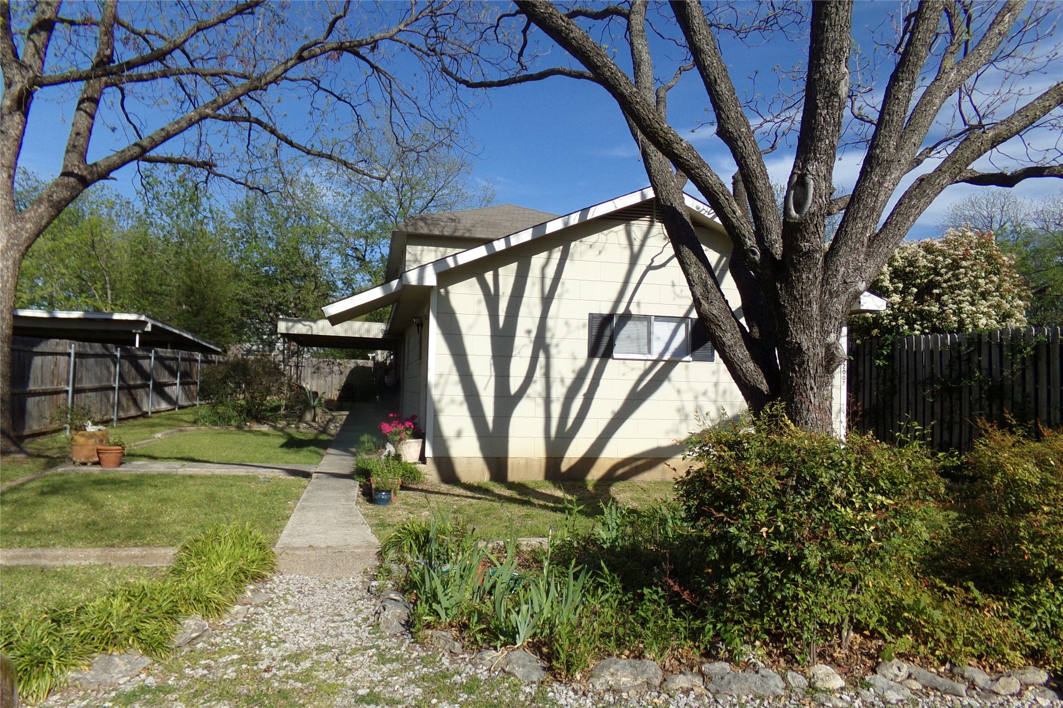 2007 Tremont Avenue Fort Worth TX 76107