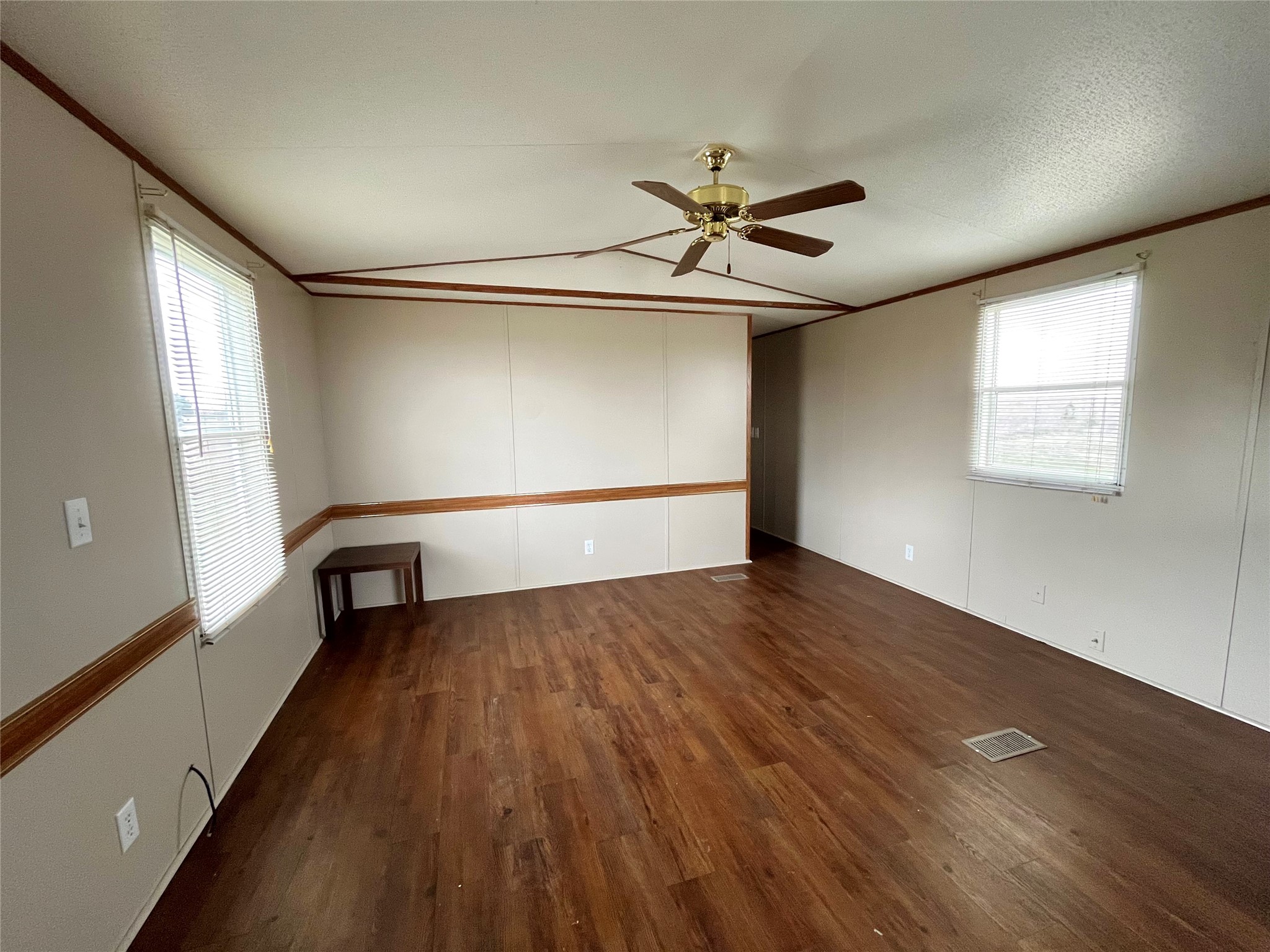 8082 Fm 697 Whitewright TX 75491
