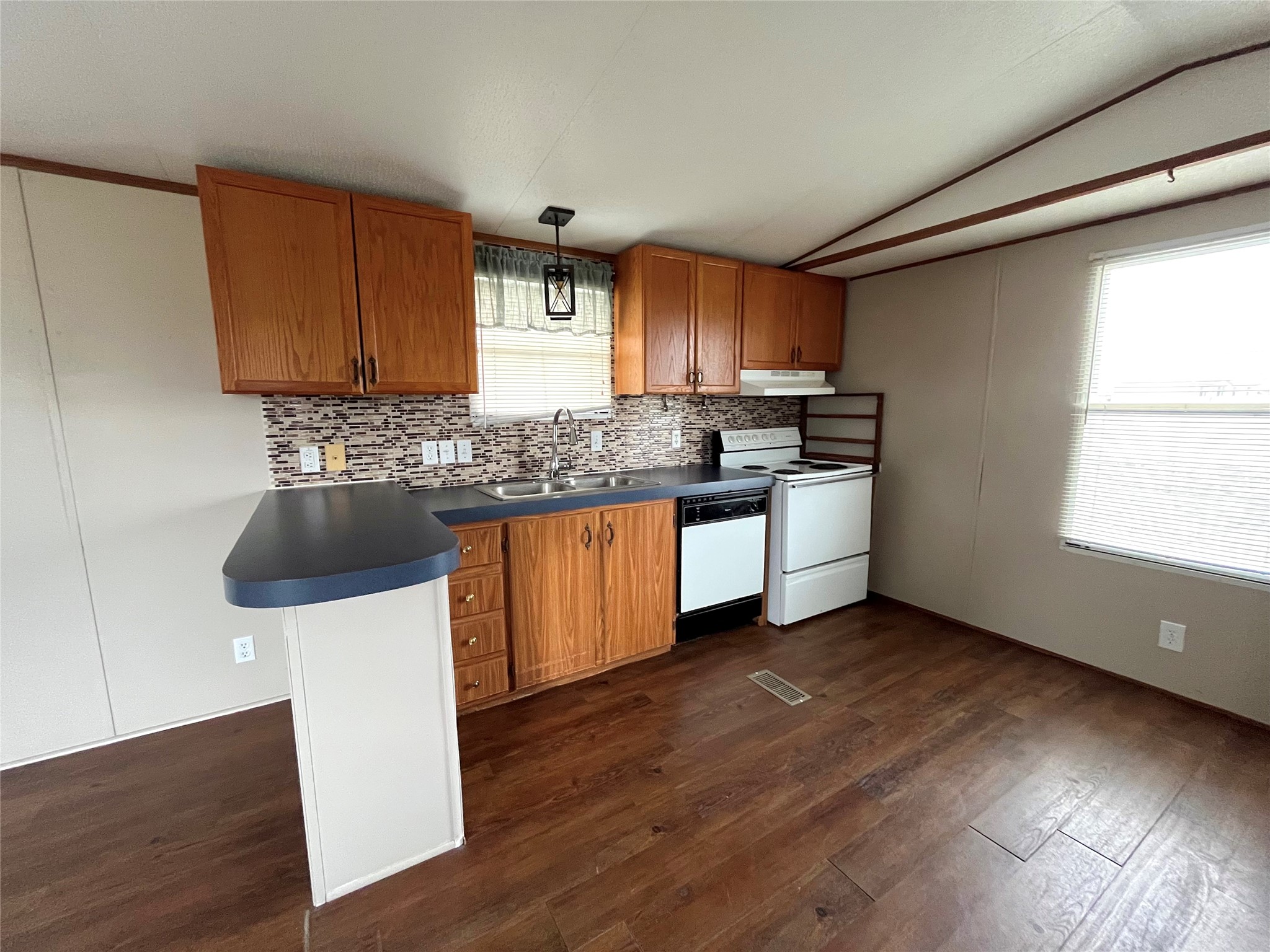 8082 Fm 697 Whitewright TX 75491