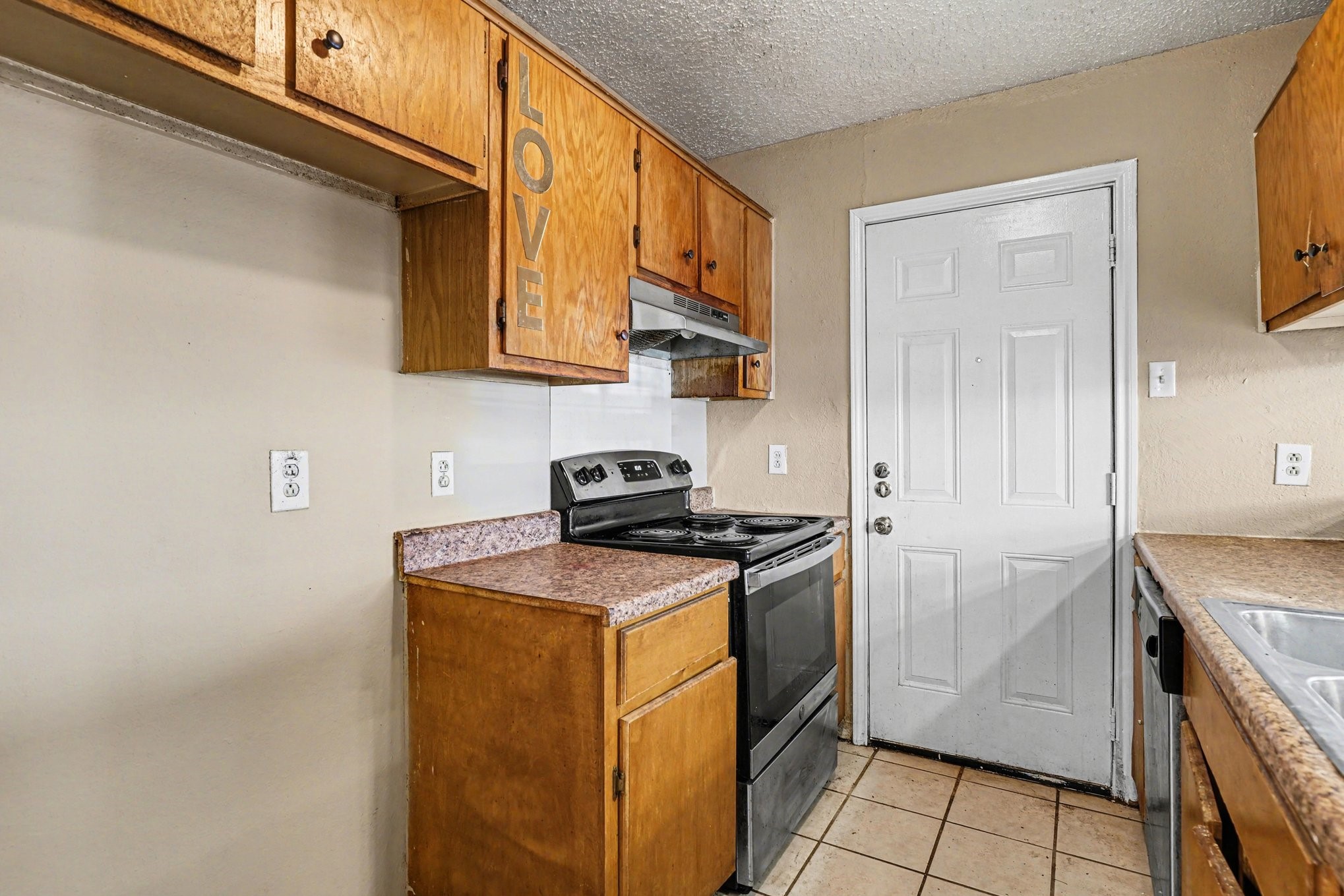 10328 Chelmsford Drive Dallas TX 75217