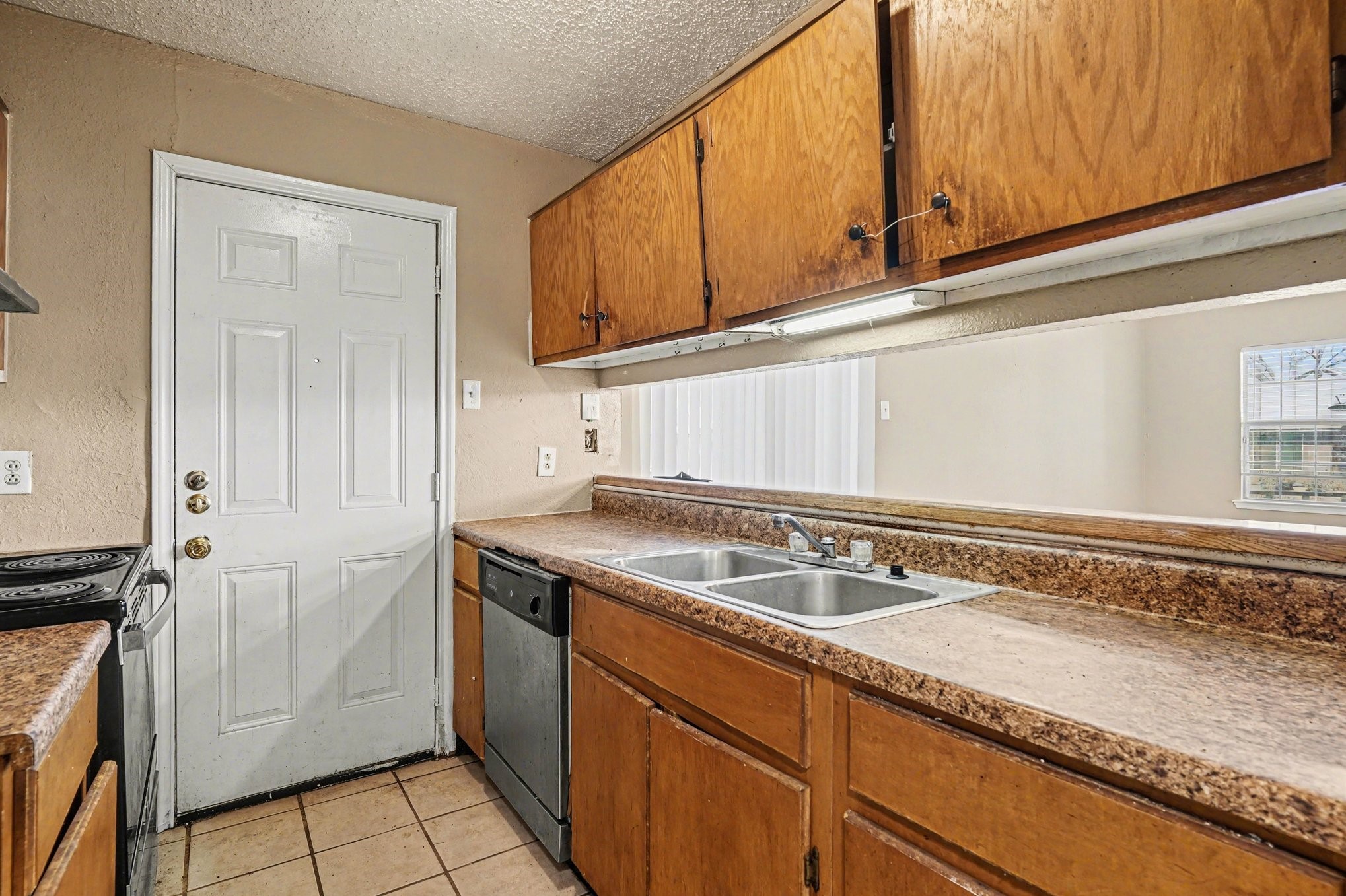 10328 Chelmsford Drive Dallas TX 75217