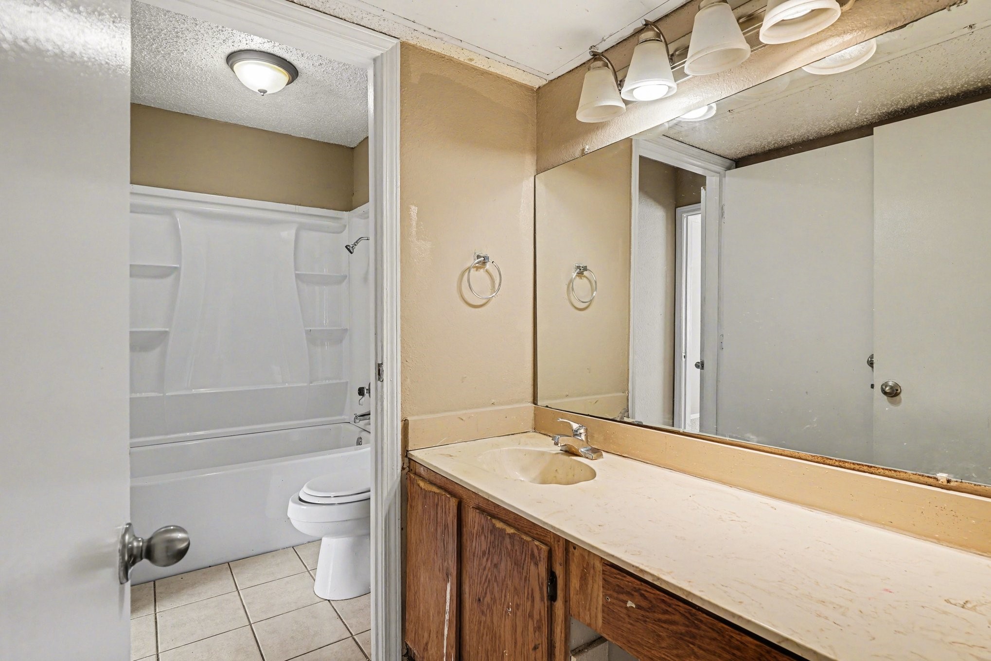 10328 Chelmsford Drive Dallas TX 75217