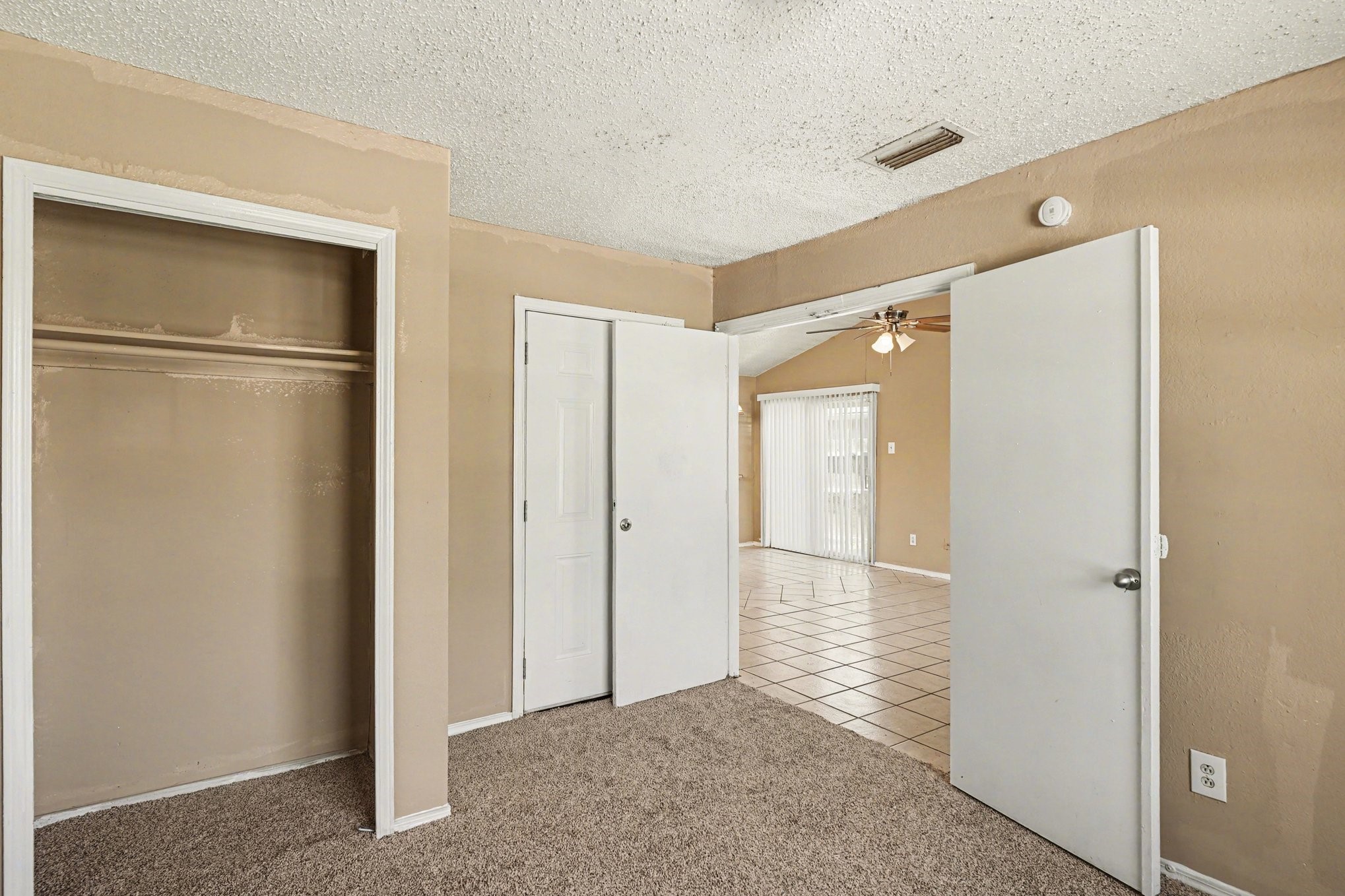 10328 Chelmsford Drive Dallas TX 75217