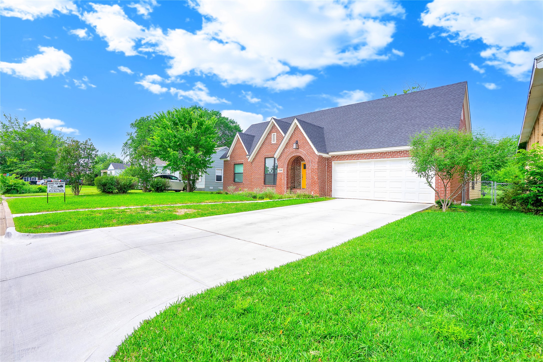 3240 Sandage Avenue Fort Worth TX 76109