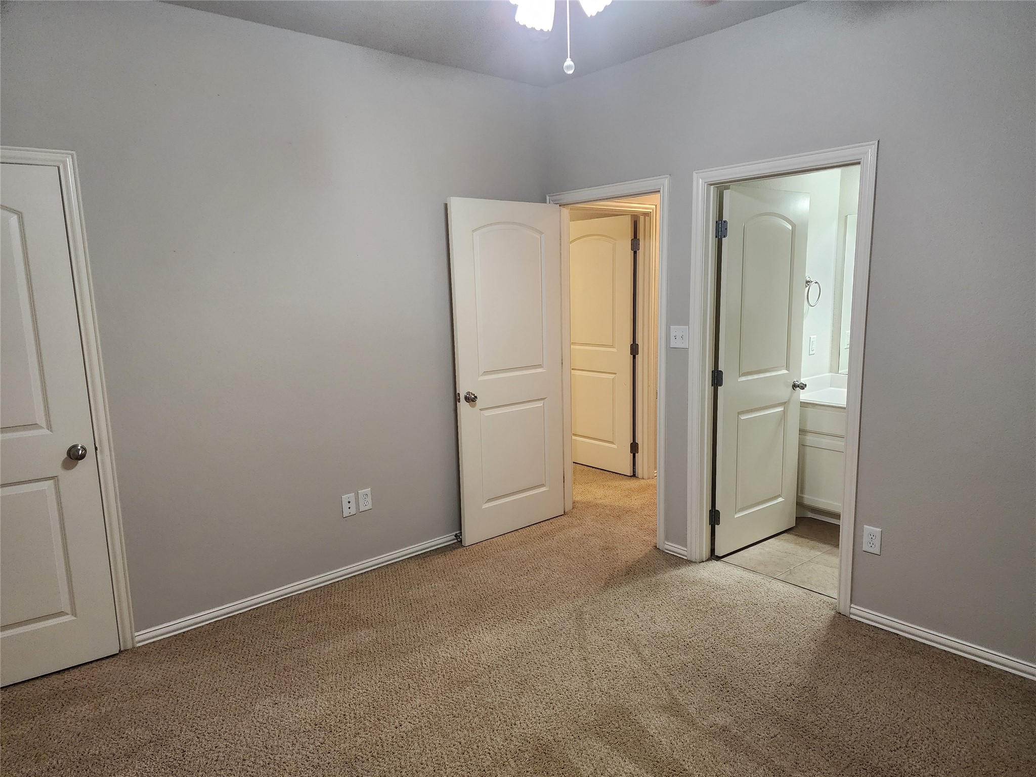 151 N Meadows Drive N Granbury TX 76048