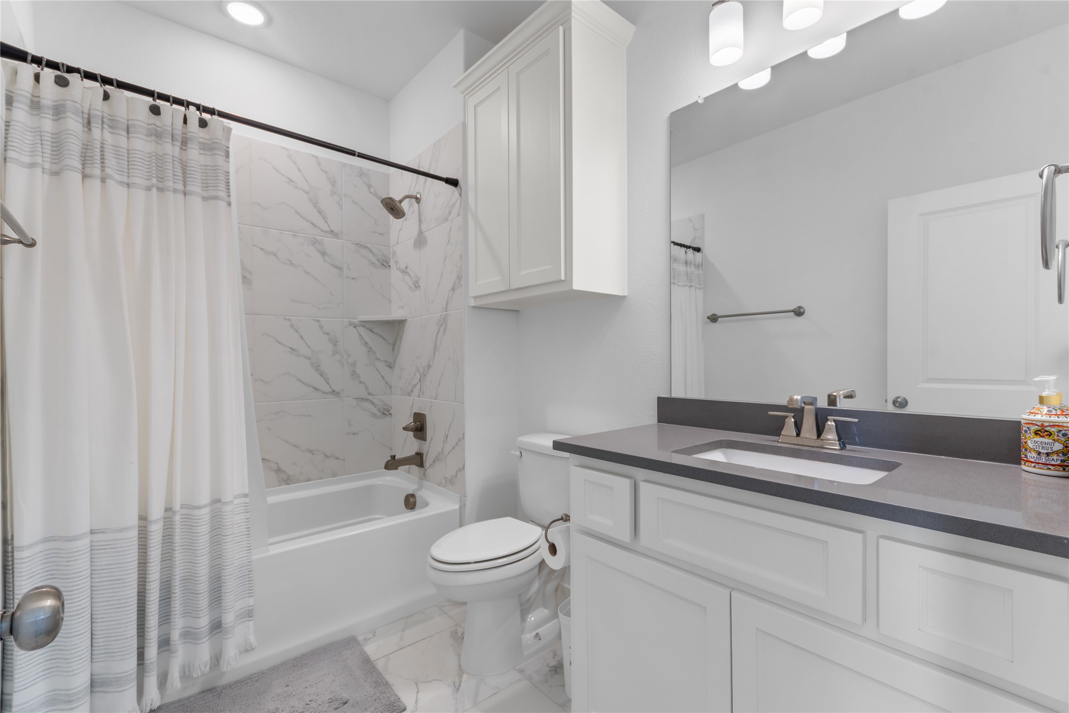 523 Cobblestone Lane Irving TX 75039