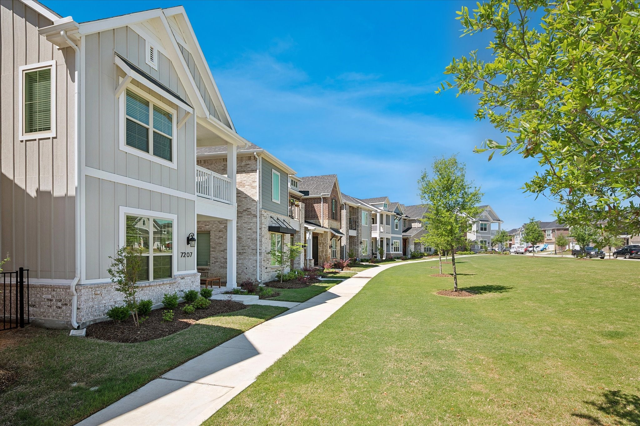 7207 Daytona Mews Rowlett TX 75088