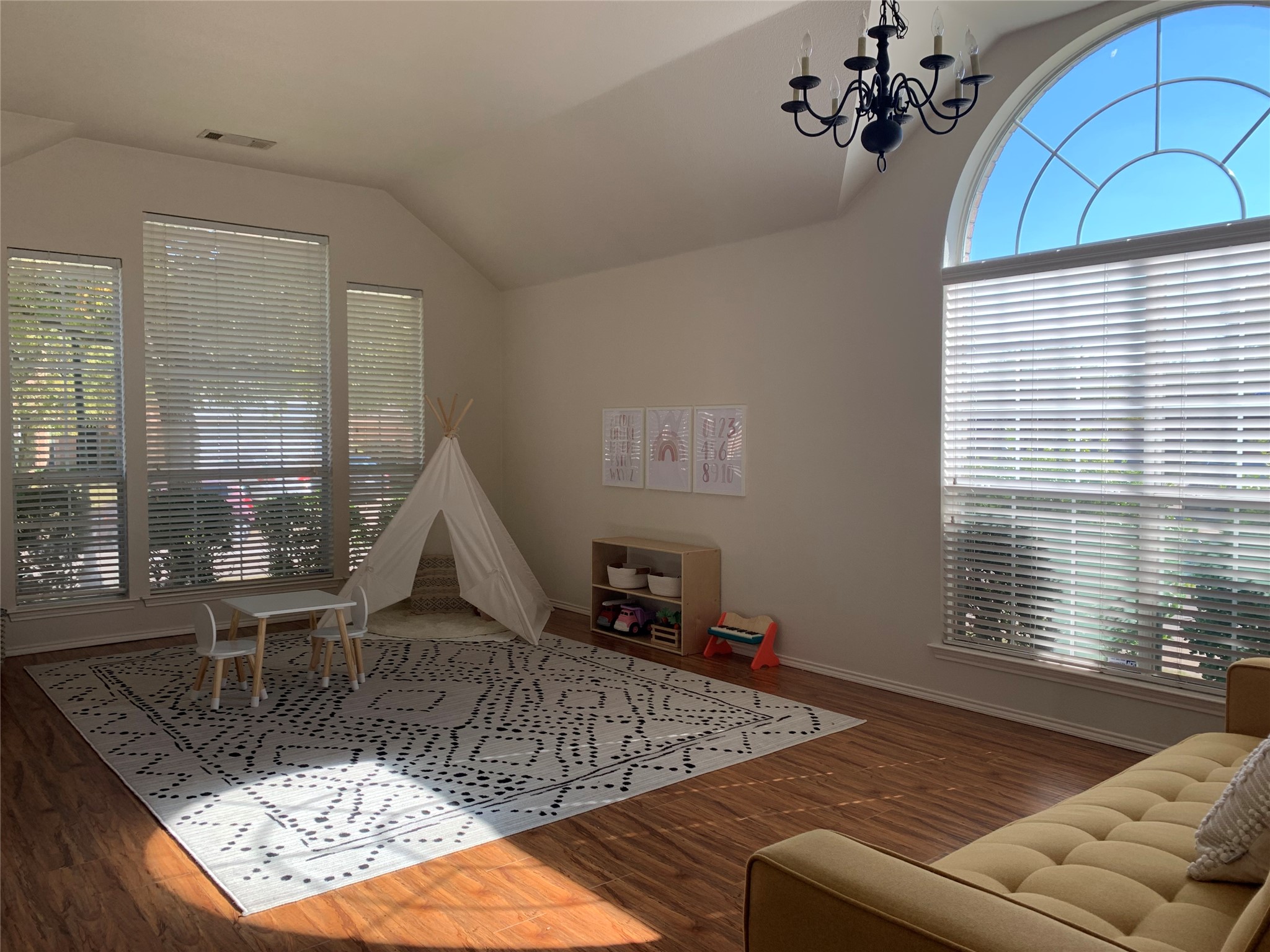 2616 Travis Drive Mckinney TX 75072