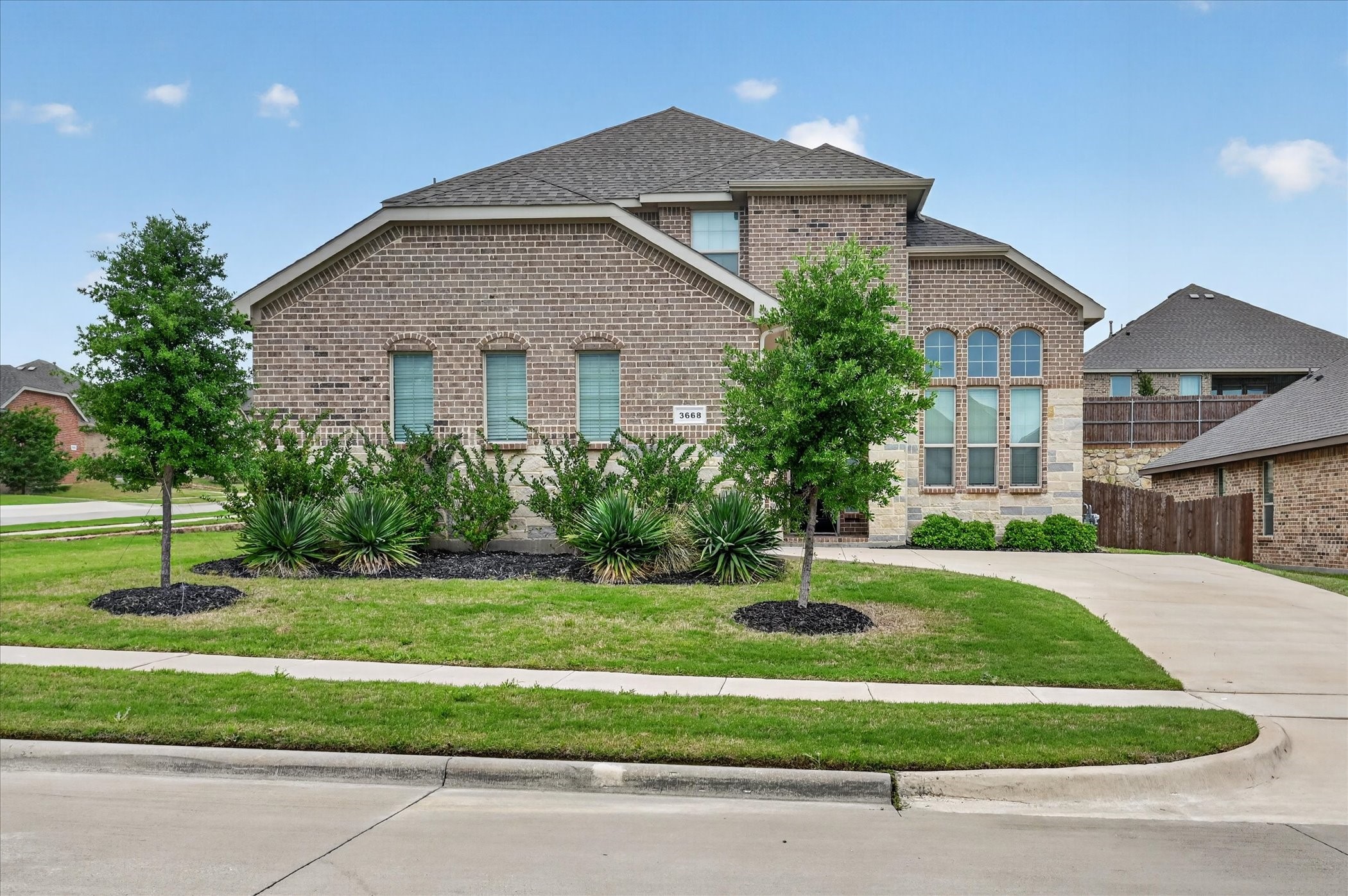 3668 Walnut Ridge Drive Grand Prairie TX 76065