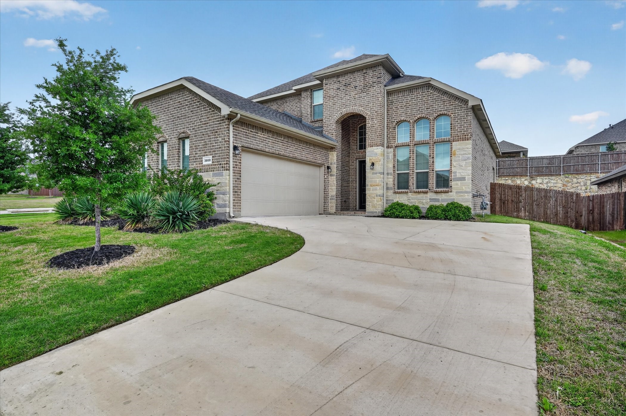 3668 Walnut Ridge Drive Grand Prairie TX 76065