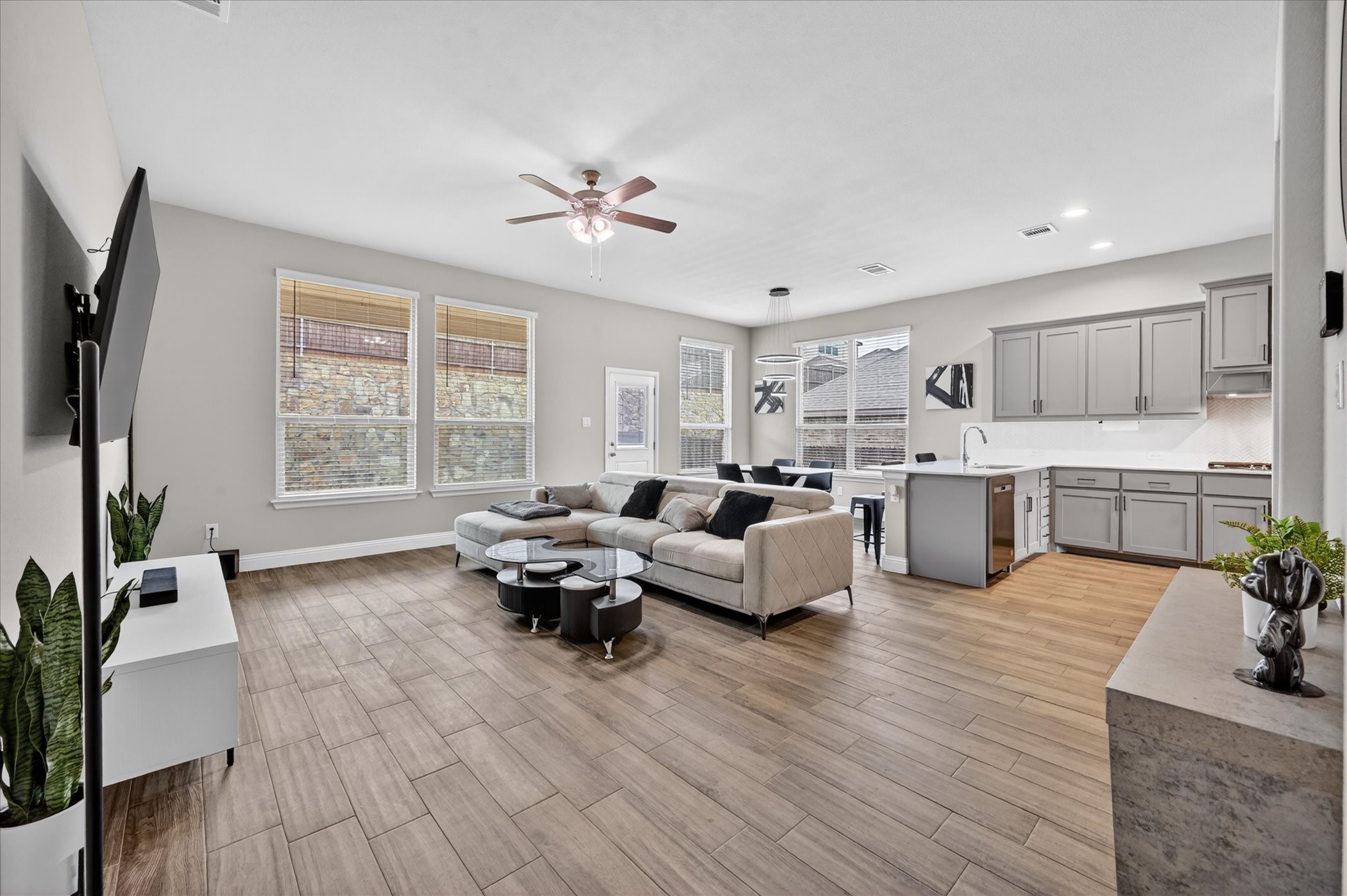 3668 Walnut Ridge Drive Grand Prairie TX 76065