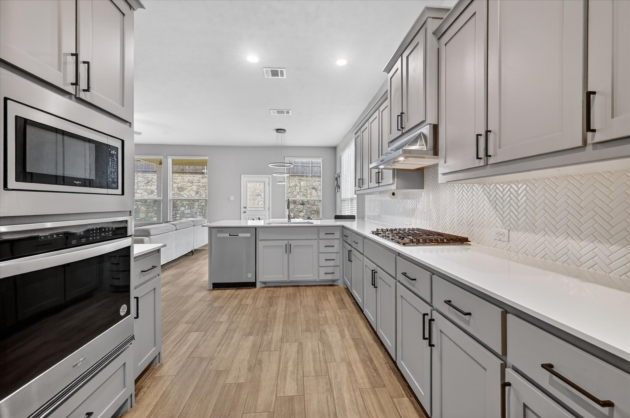 3668 Walnut Ridge Drive Grand Prairie TX 76065