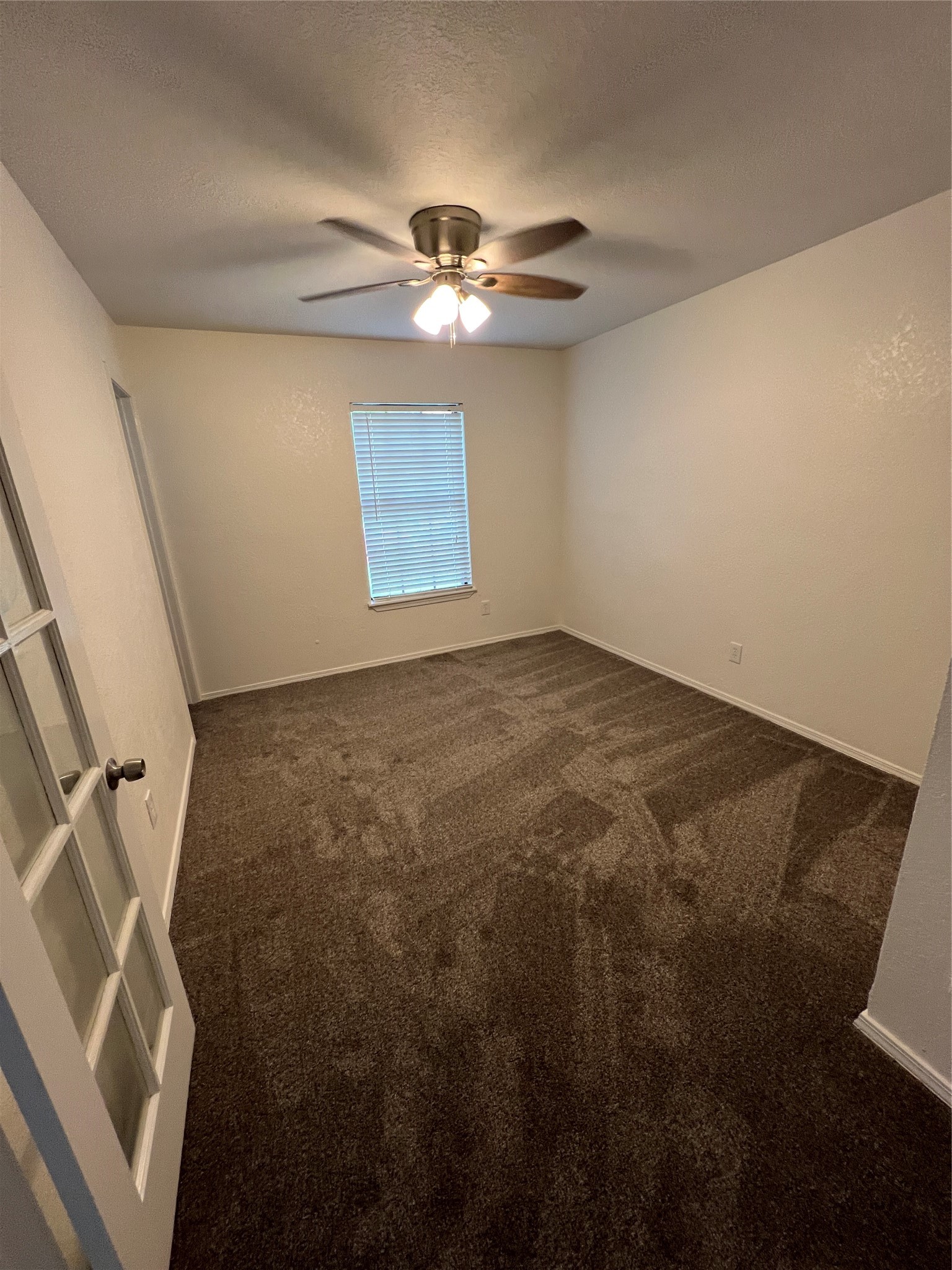 3045 Navarro Lane Grand Prairie TX 75052
