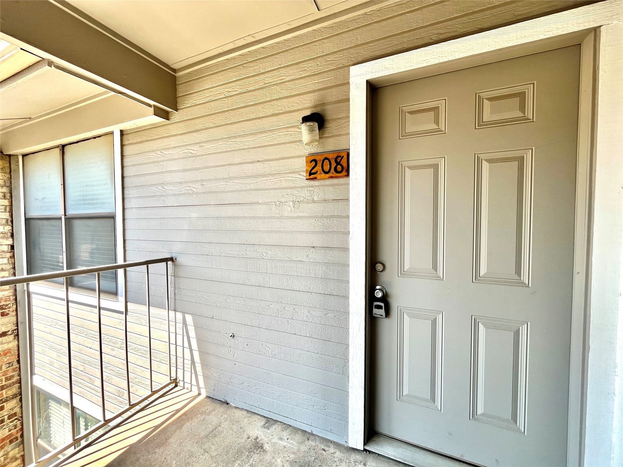 2526 W Prairie Street W Denton TX 76201