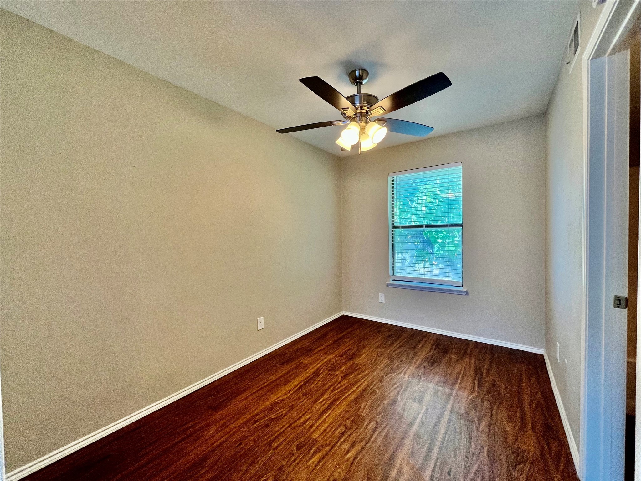 2526 W Prairie Street W Denton TX 76201