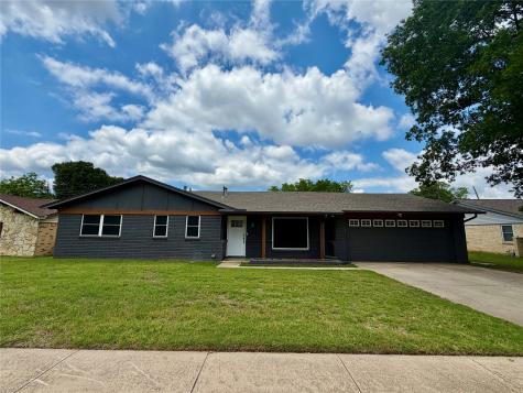2021 Lexington Place Bedford TX 76022