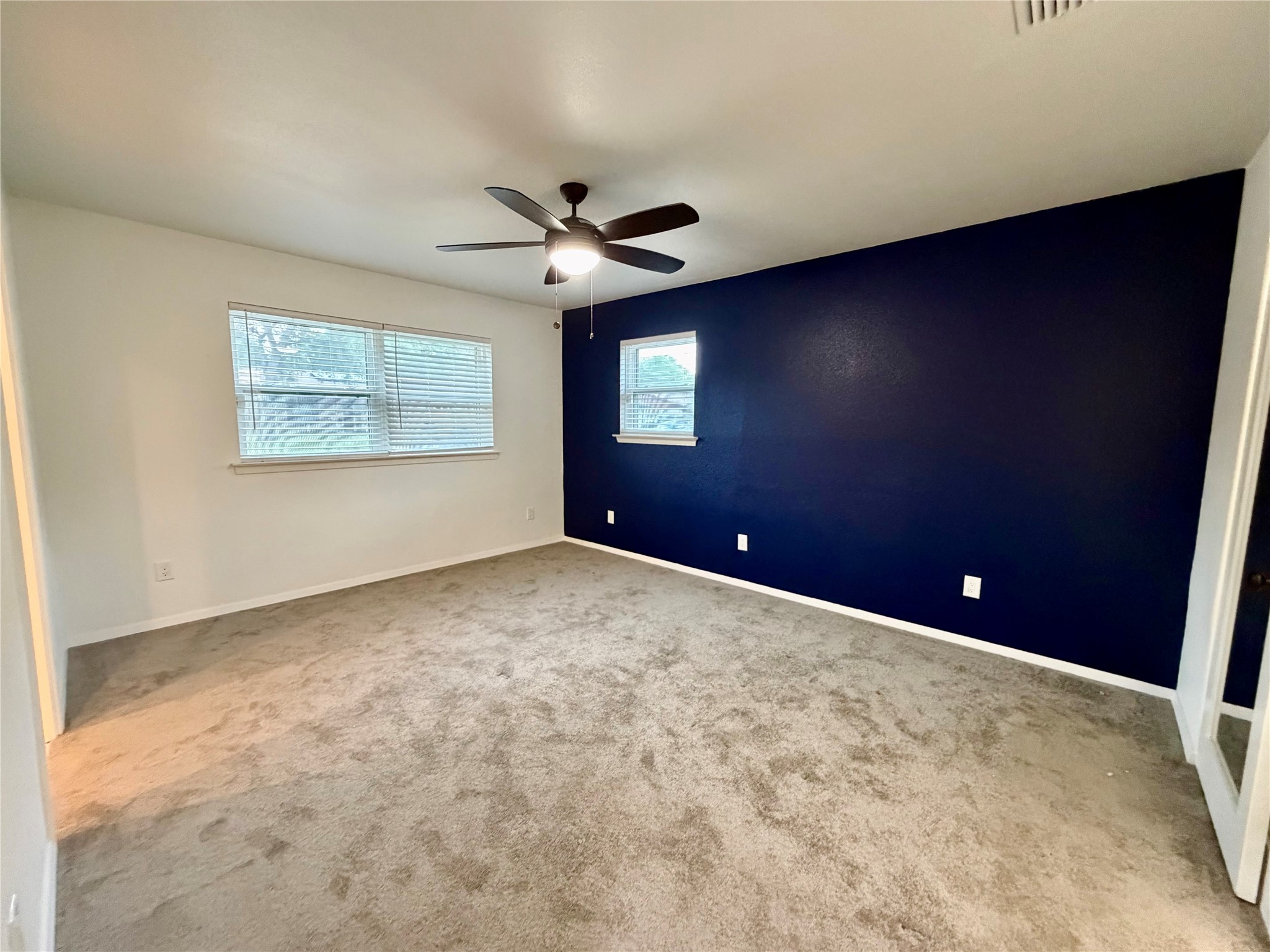 2021 Lexington Place Bedford TX 76022