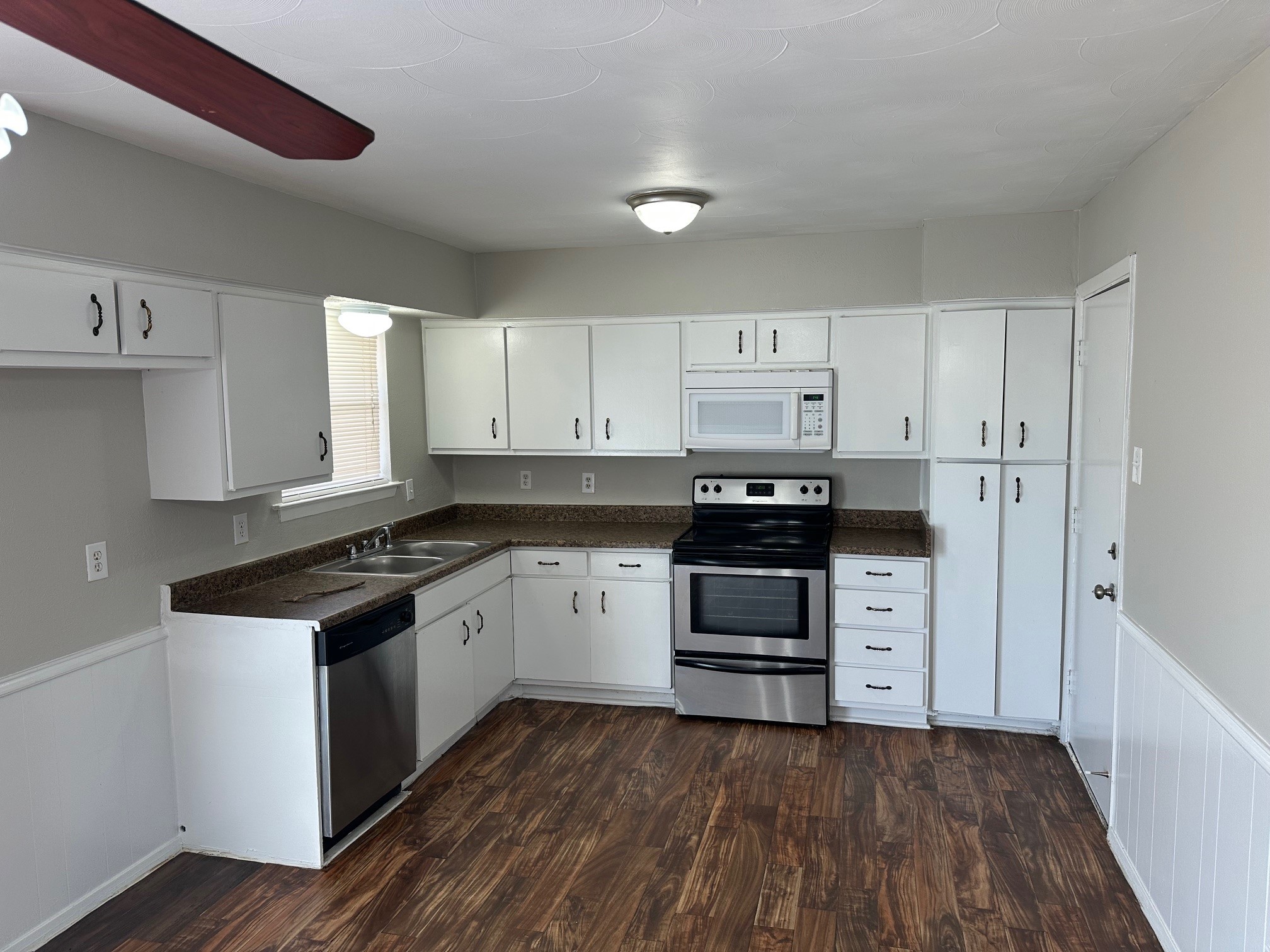 4614 Hanover Drive Garland TX 75042